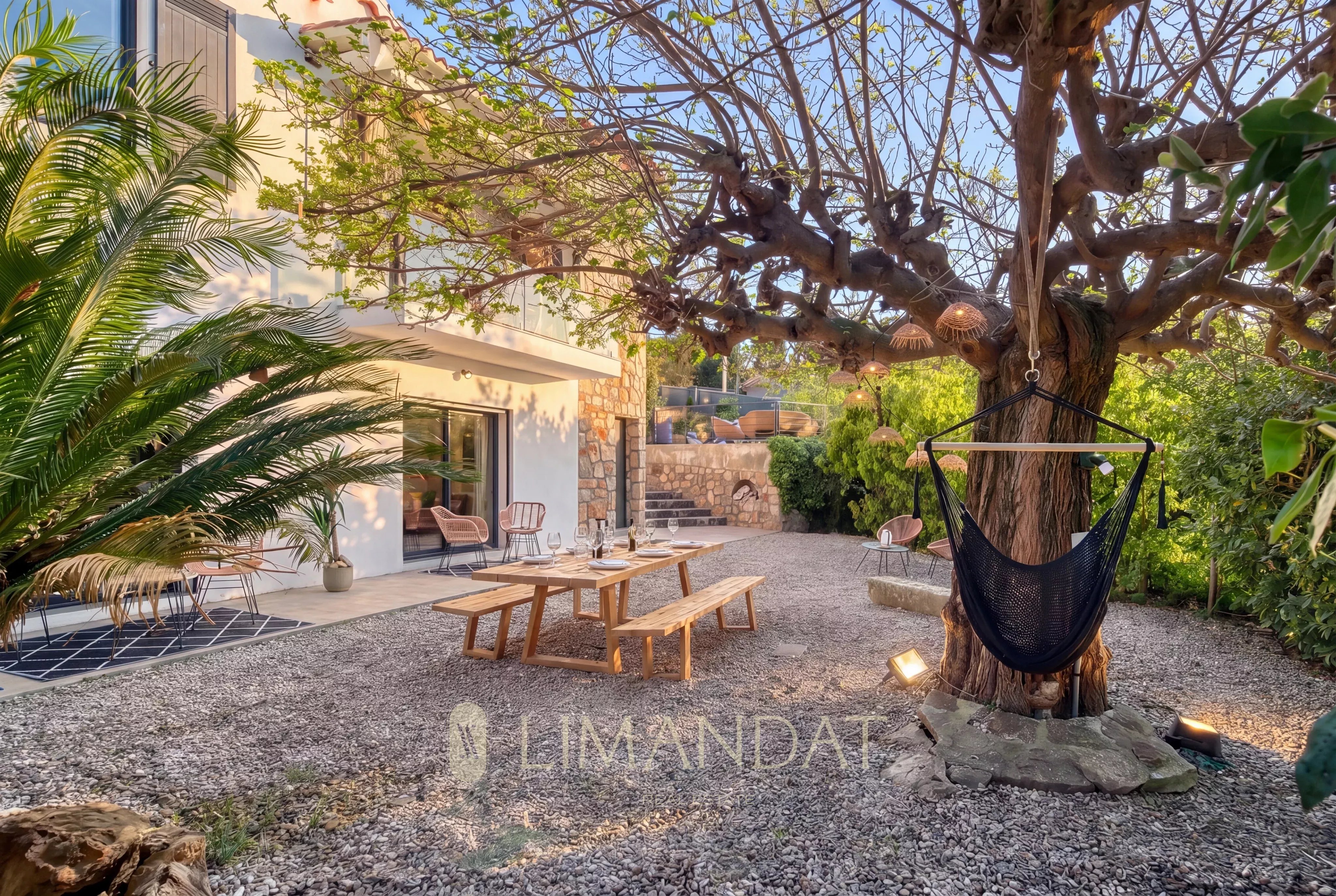 CANNES OXFORD - CHARMING VILLA + LAND CONSTRUCTIBLE