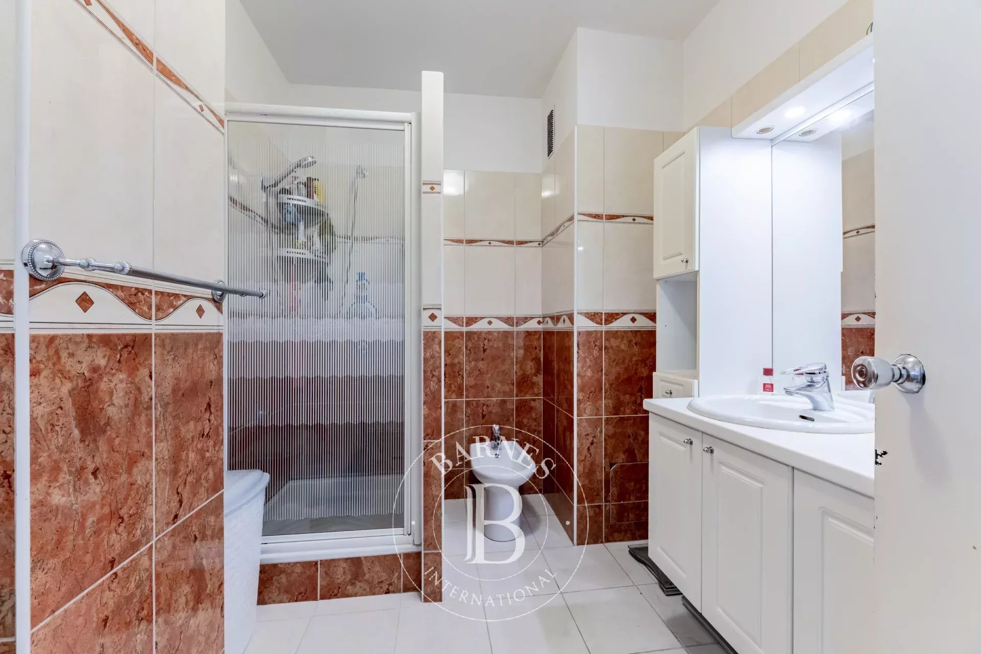 Daire Paris 8ème - picture 9