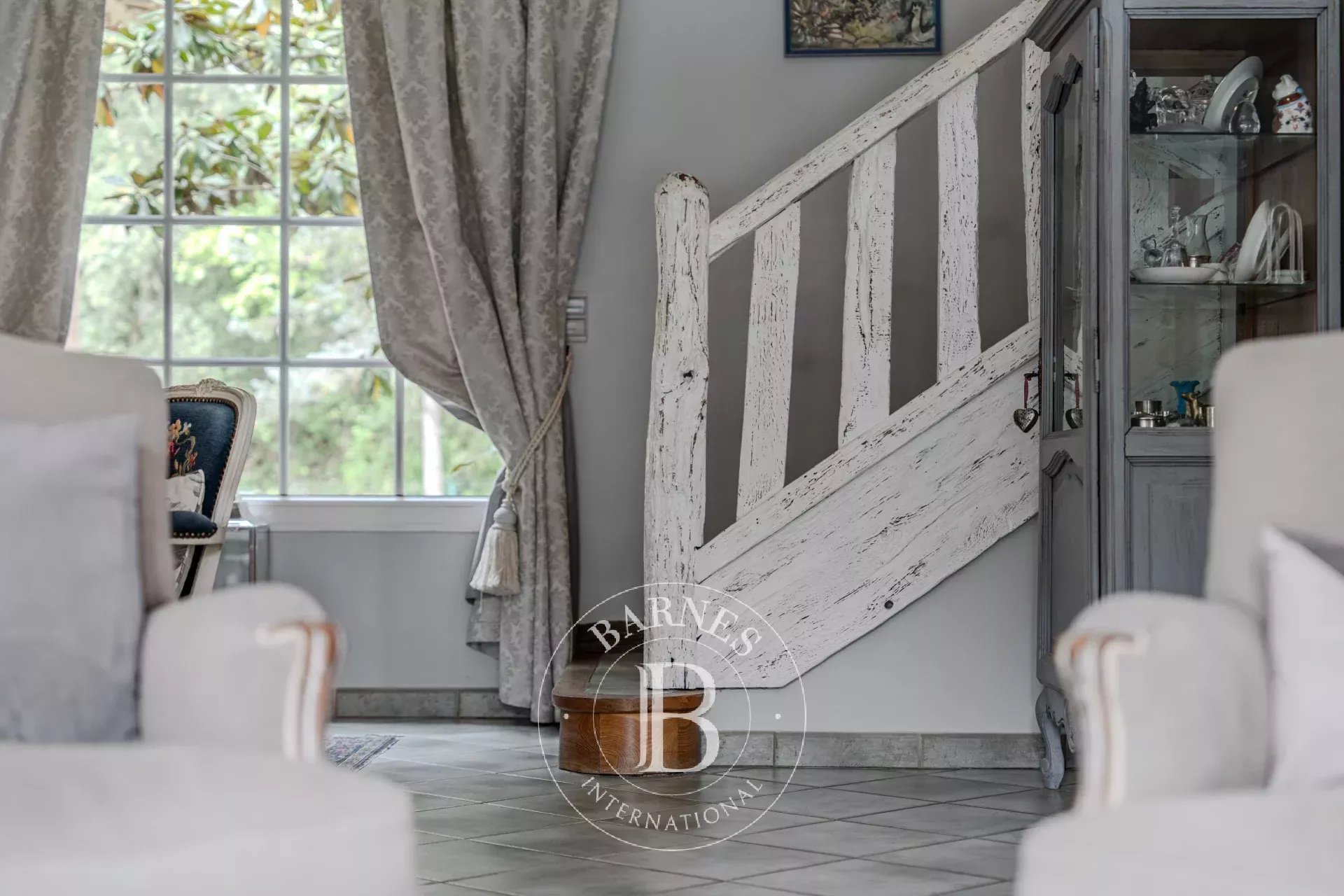 AIX EN PROVENCE NORTH - 15 MINUTES AIX-EN-PROVENCE - HOUSE 200sqm (350sqm in total) - LAND 4000m² - 3 BEDROOMS - ANNEXE - BASEMENT - GARDEN - SWIMMING POOL - SECLUDED - picture 37