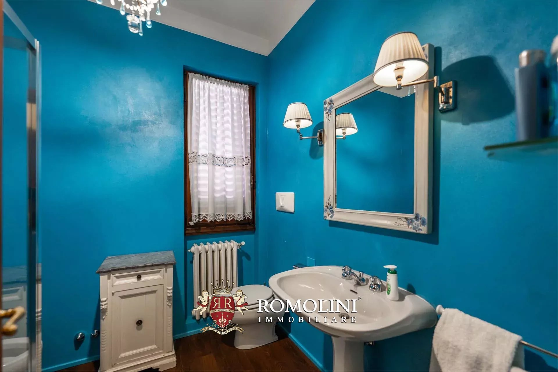 10 Bedroom Villa/Townhouse's Image 83