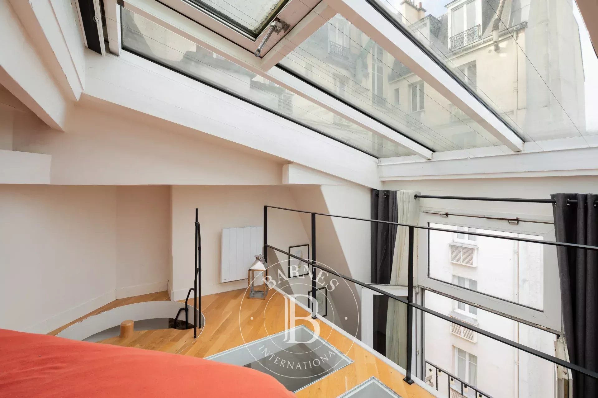 Daire Paris 18ème - picture 10