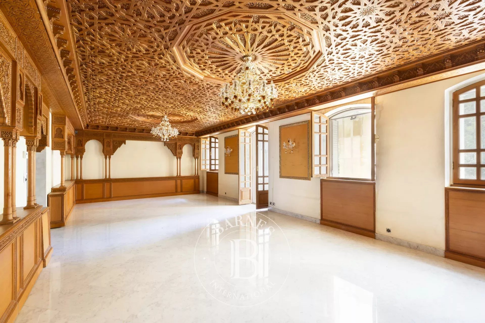 Konak Neuilly-sur-Seine - picture 6