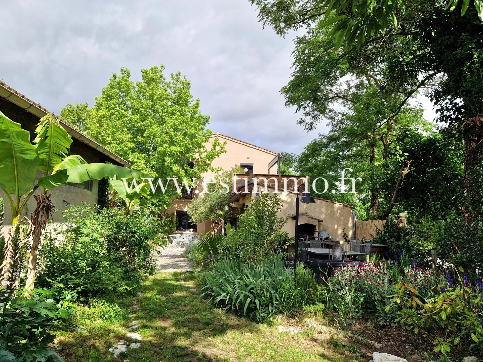 Agence immobilière de 