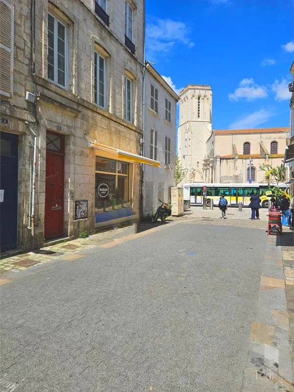 LA ROCHELLE, Centre-ville Appartement T2 rénové de 43m2