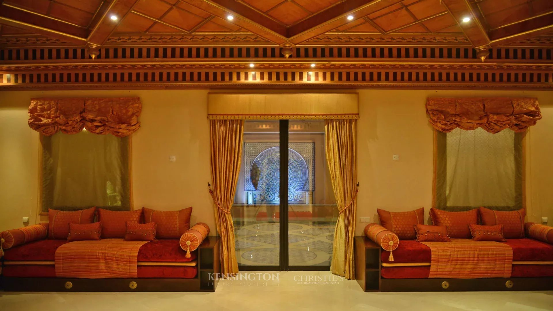 7 Bedroom Villa/Townhouse's Image 13