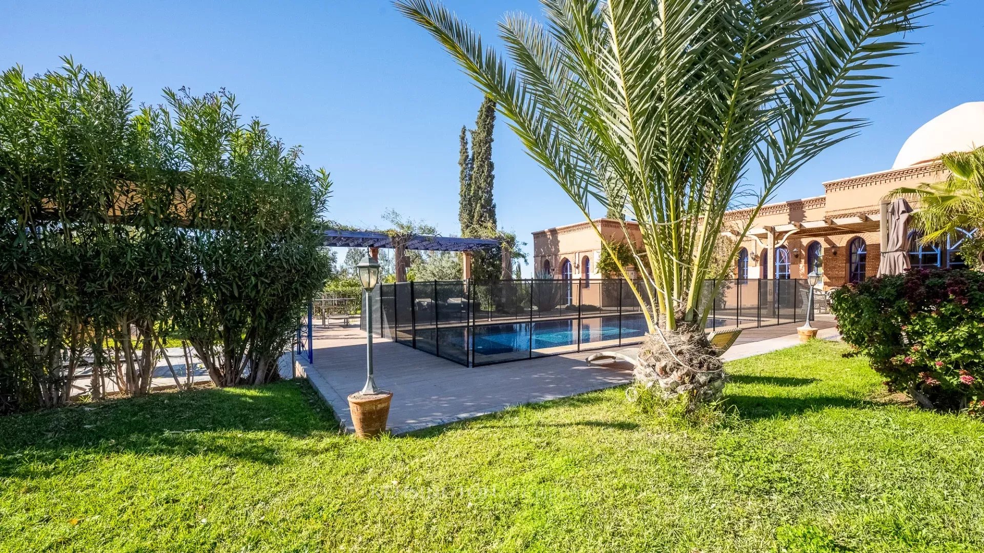 5 Bedroom Villa/Townhouse's Image 3