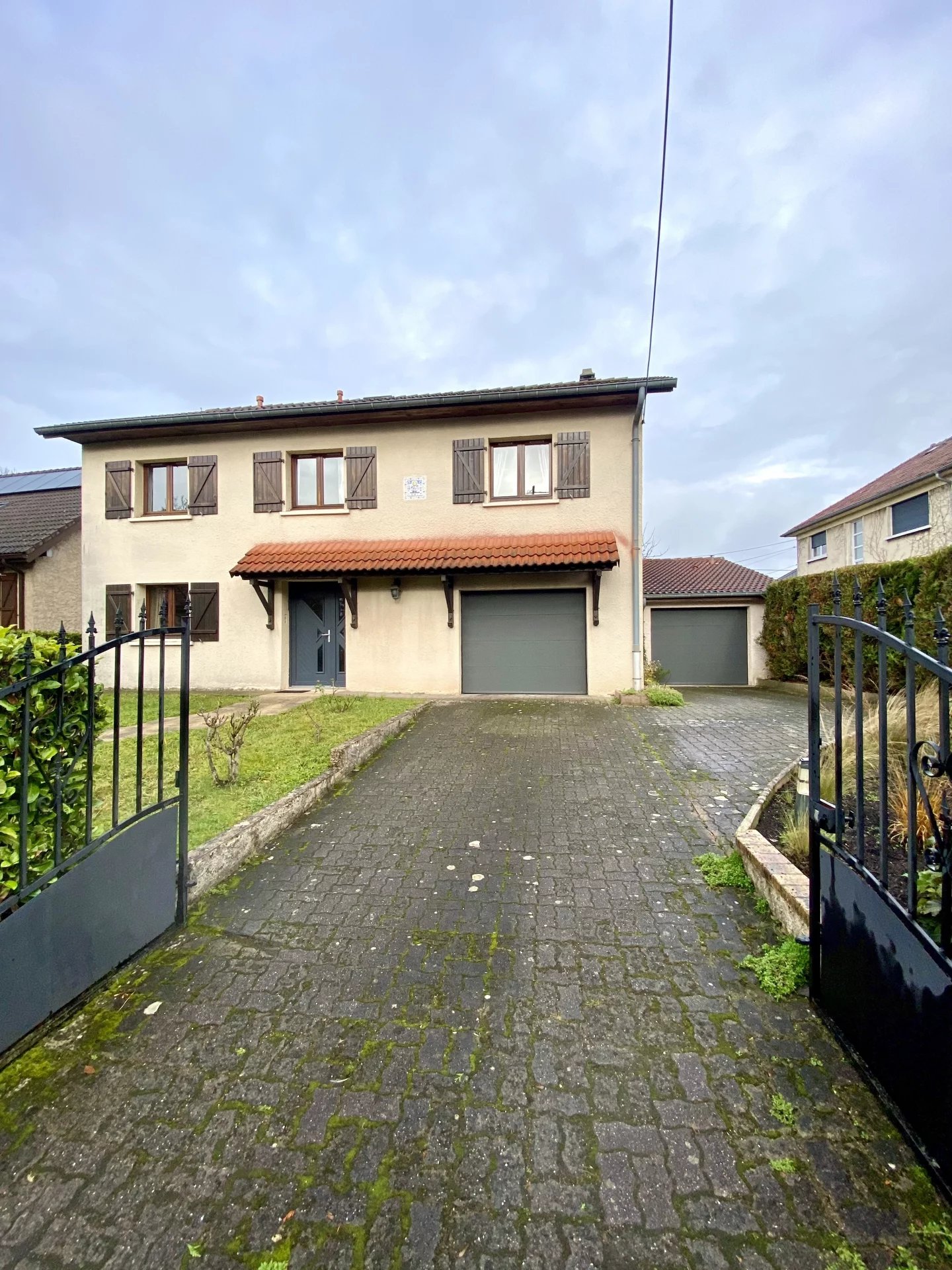 Achat Maison T8 à Saint-Julien-lès-Metz (57070) - 180m²