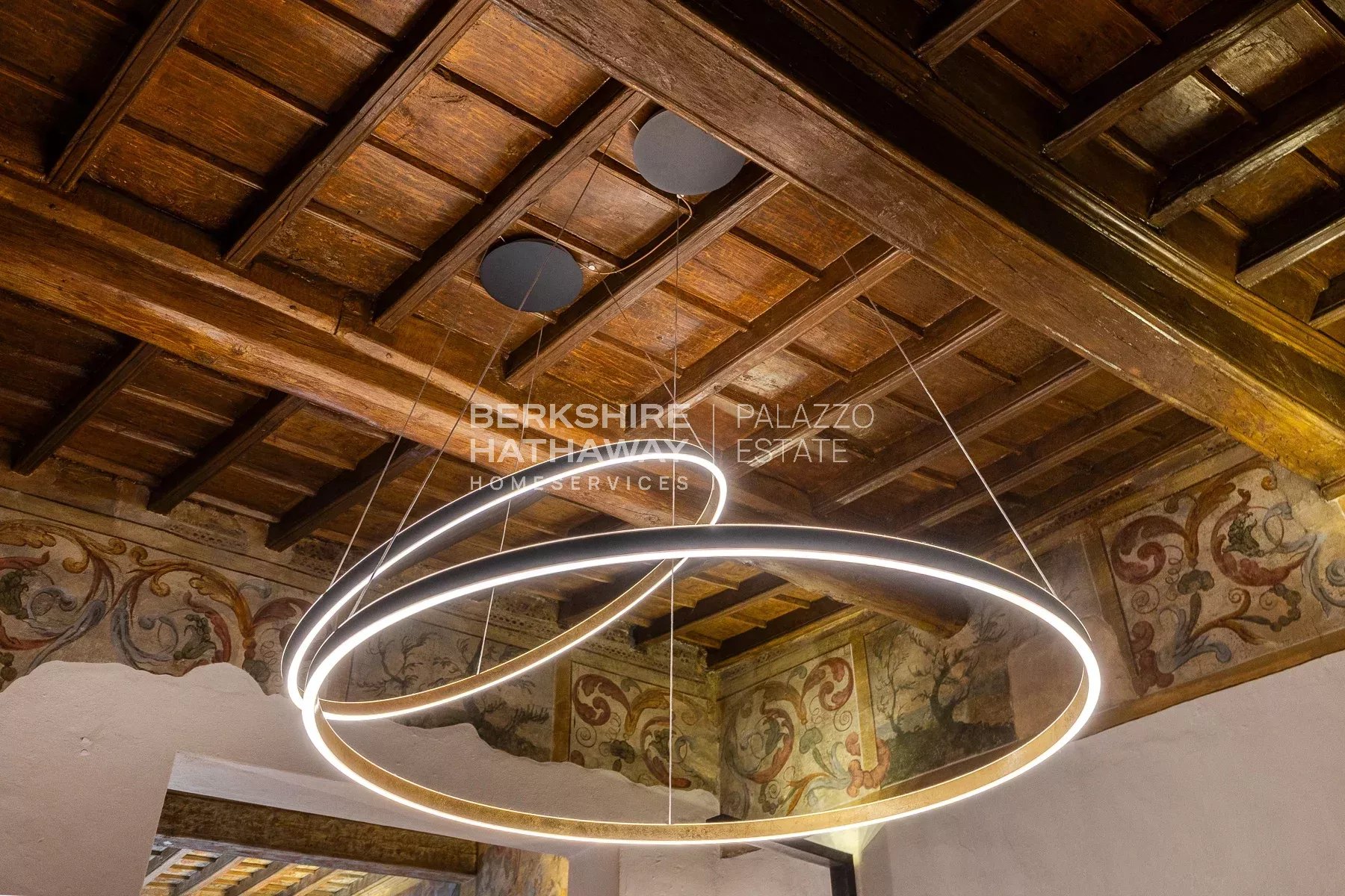 Iconica Residenza Sabauda tra Storia e Design nel Centro di Torino