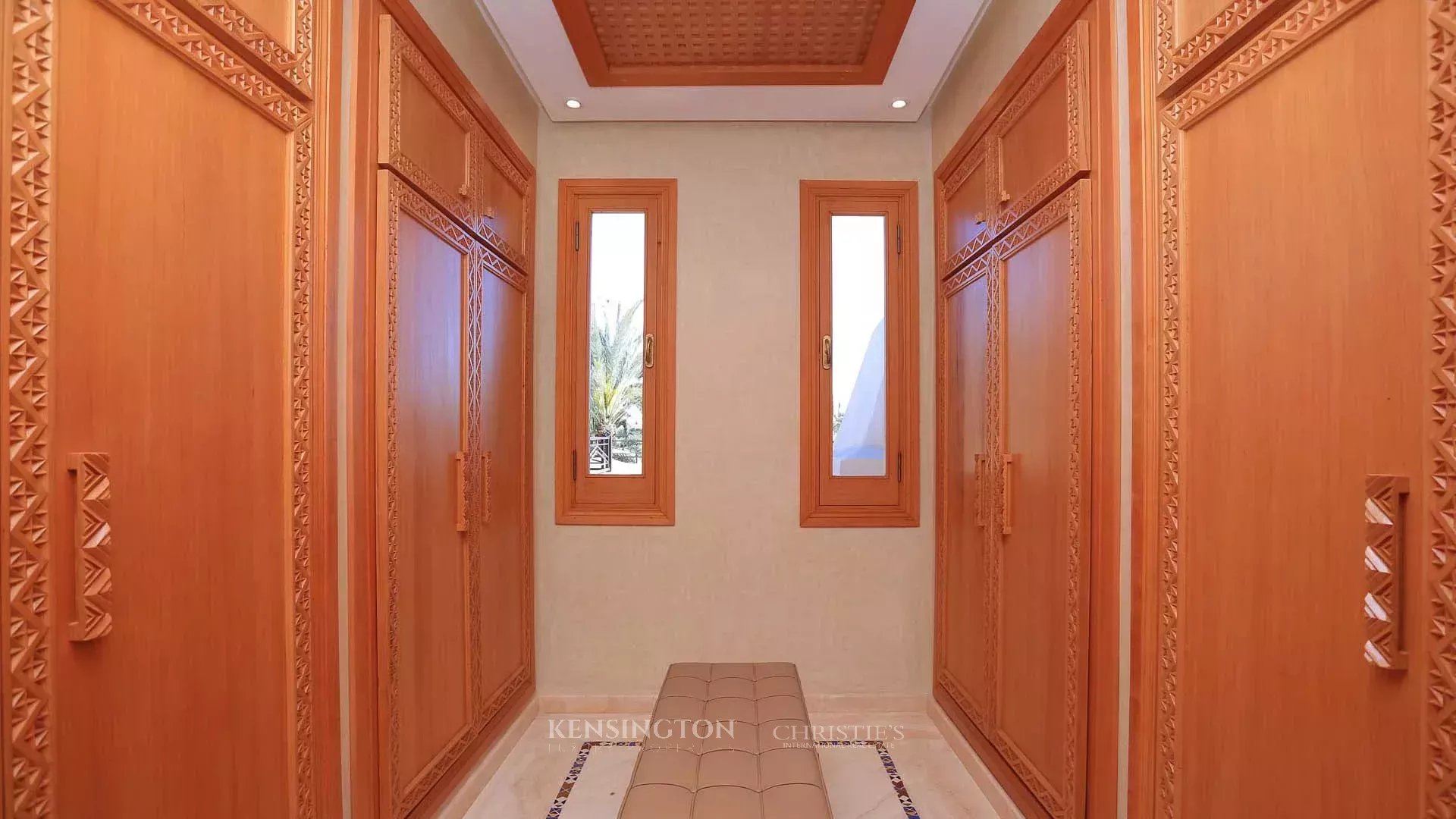 10 Bedroom Villa/Townhouse's Image 54