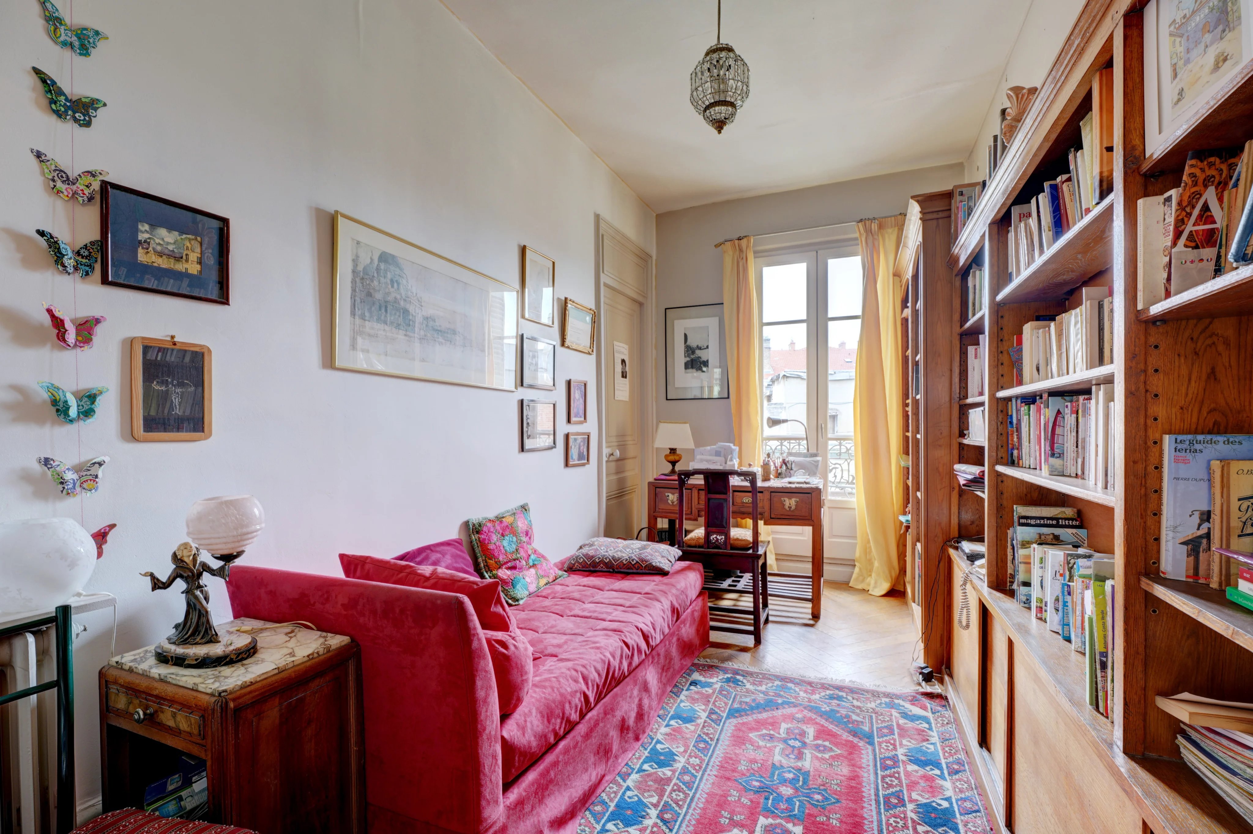 Lyon 1er  Bel appartement T5 lumineux avec balcon filant et vues dégagées — photo 8