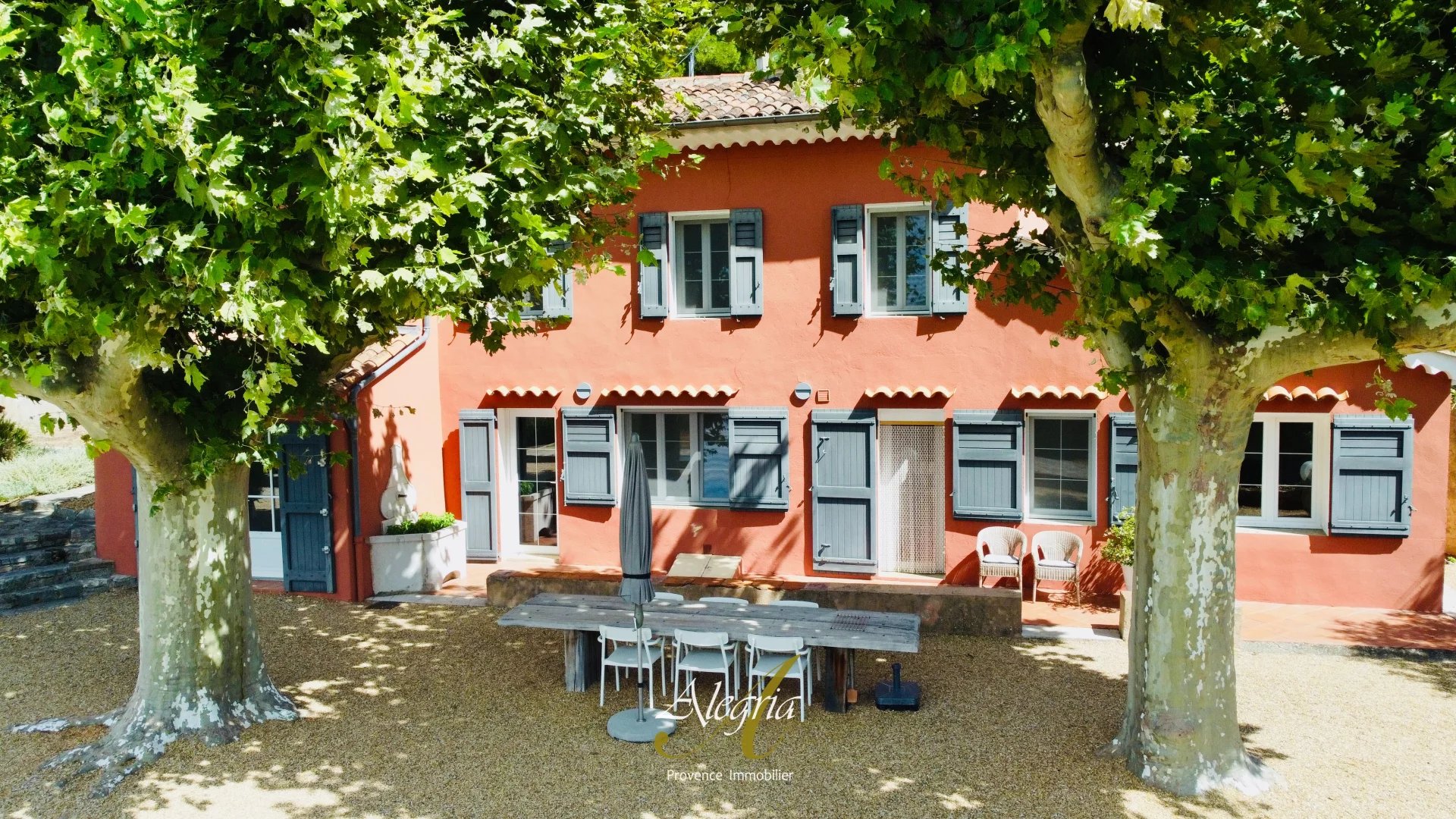 Agence immobilière de 