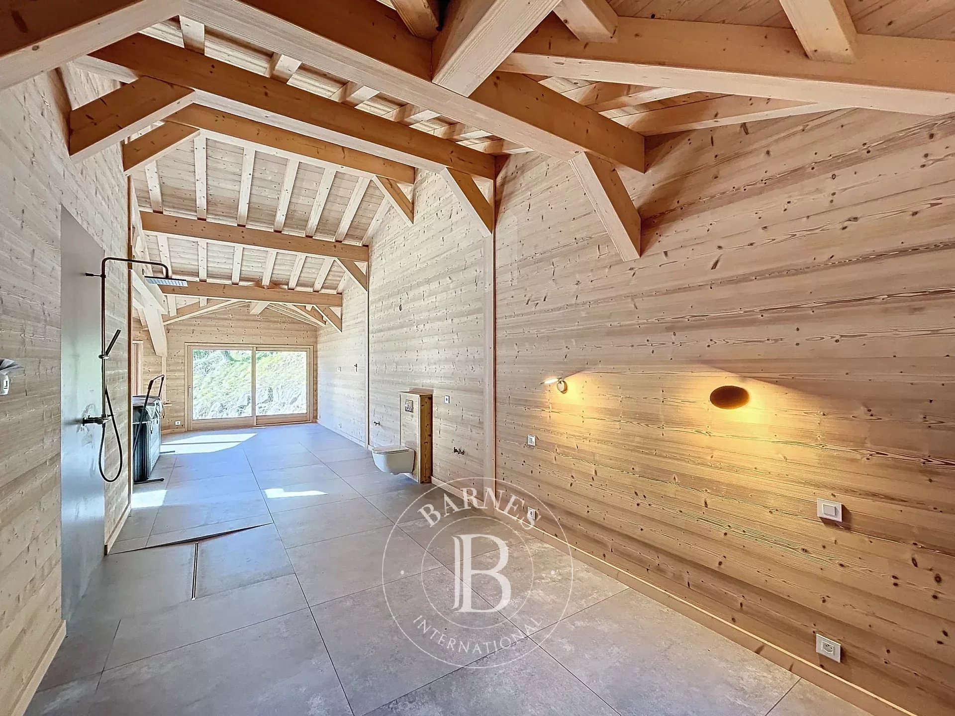 Photo of Châtel - Chalet of 260 sq m (220 sq m living space) - 4234 sq m of land - Near village center in a sought-after area with magnificent South-West exposure