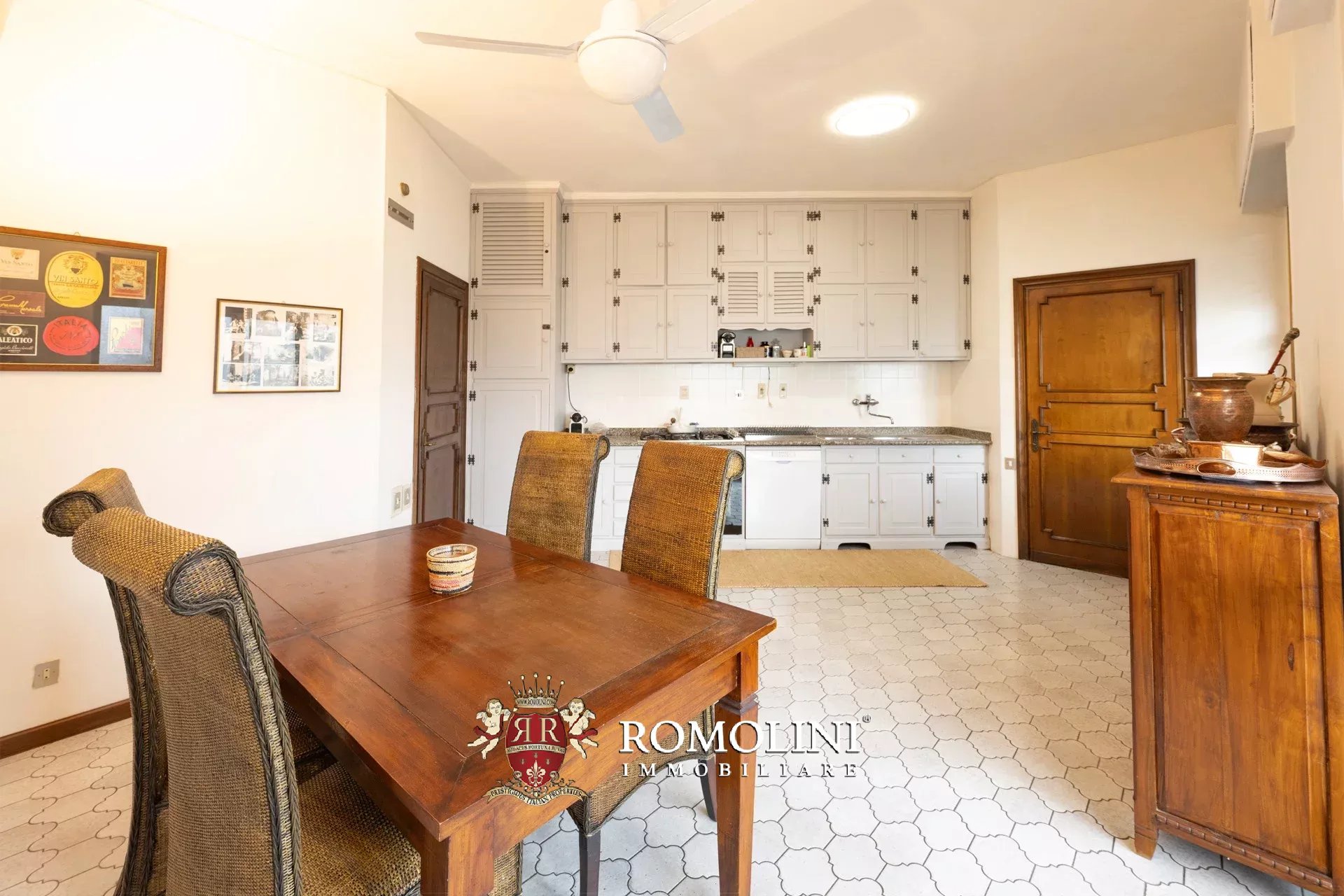 4 Bedroom Apartment/Flat's Image 17