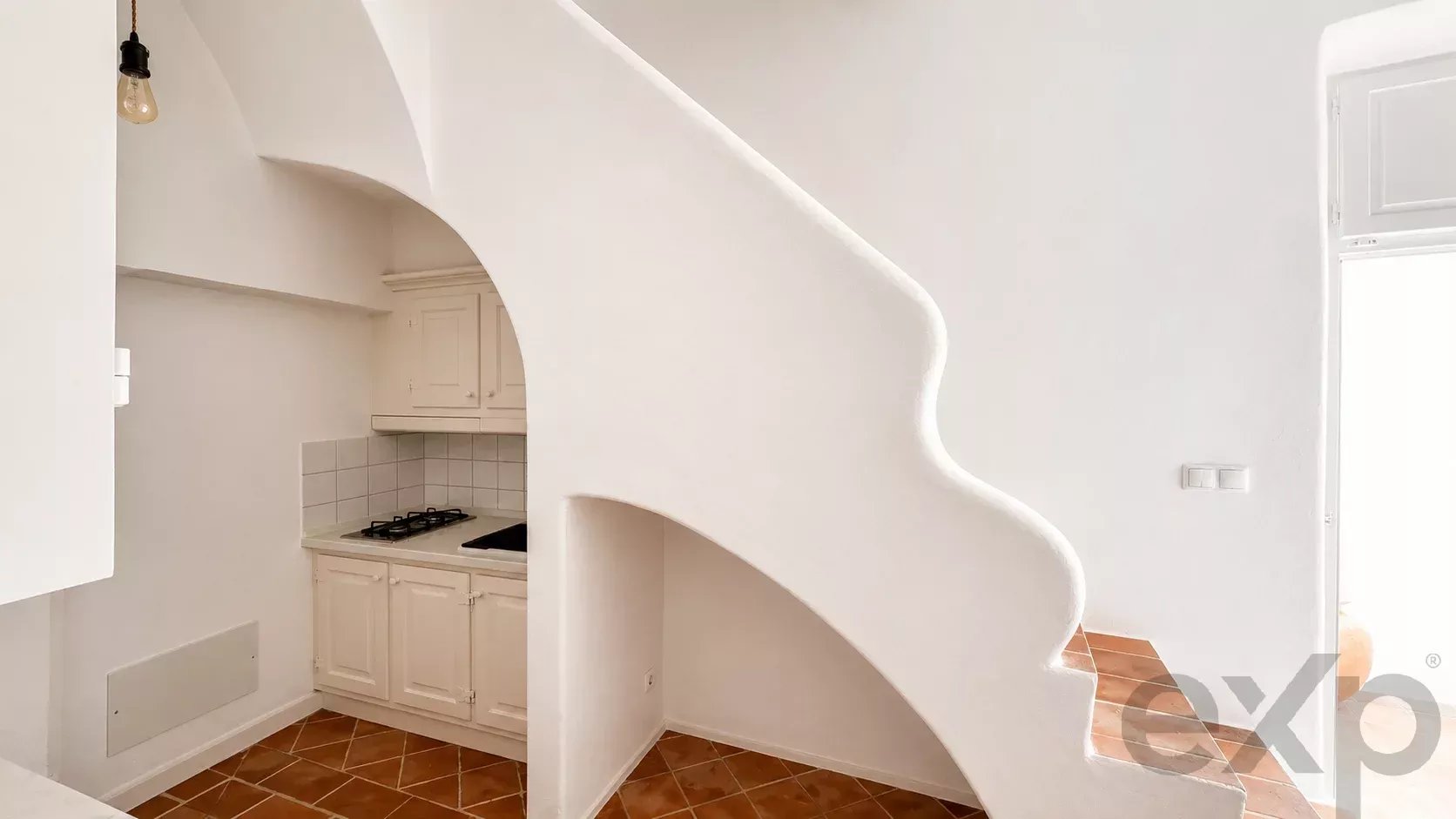 Between the Markets and Ria Formosa: A Unique Property in the Heart of Olhão 87140616 image 8