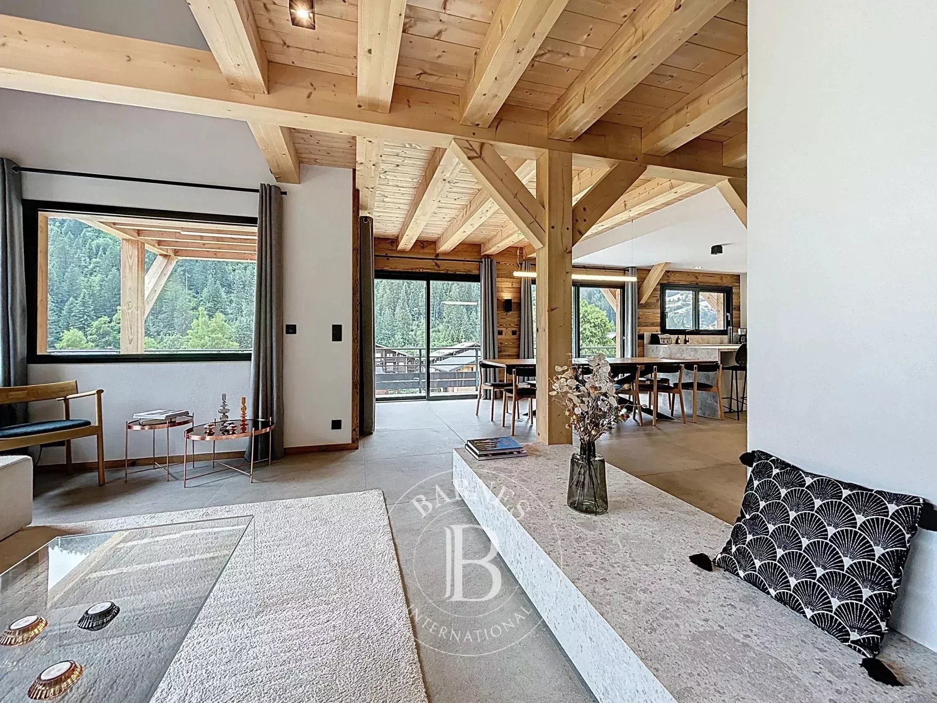 Photo of Châtel – Exceptional Chalet – 230 sqm – Sleeps 10 – Spa, Sauna & Stunning Views