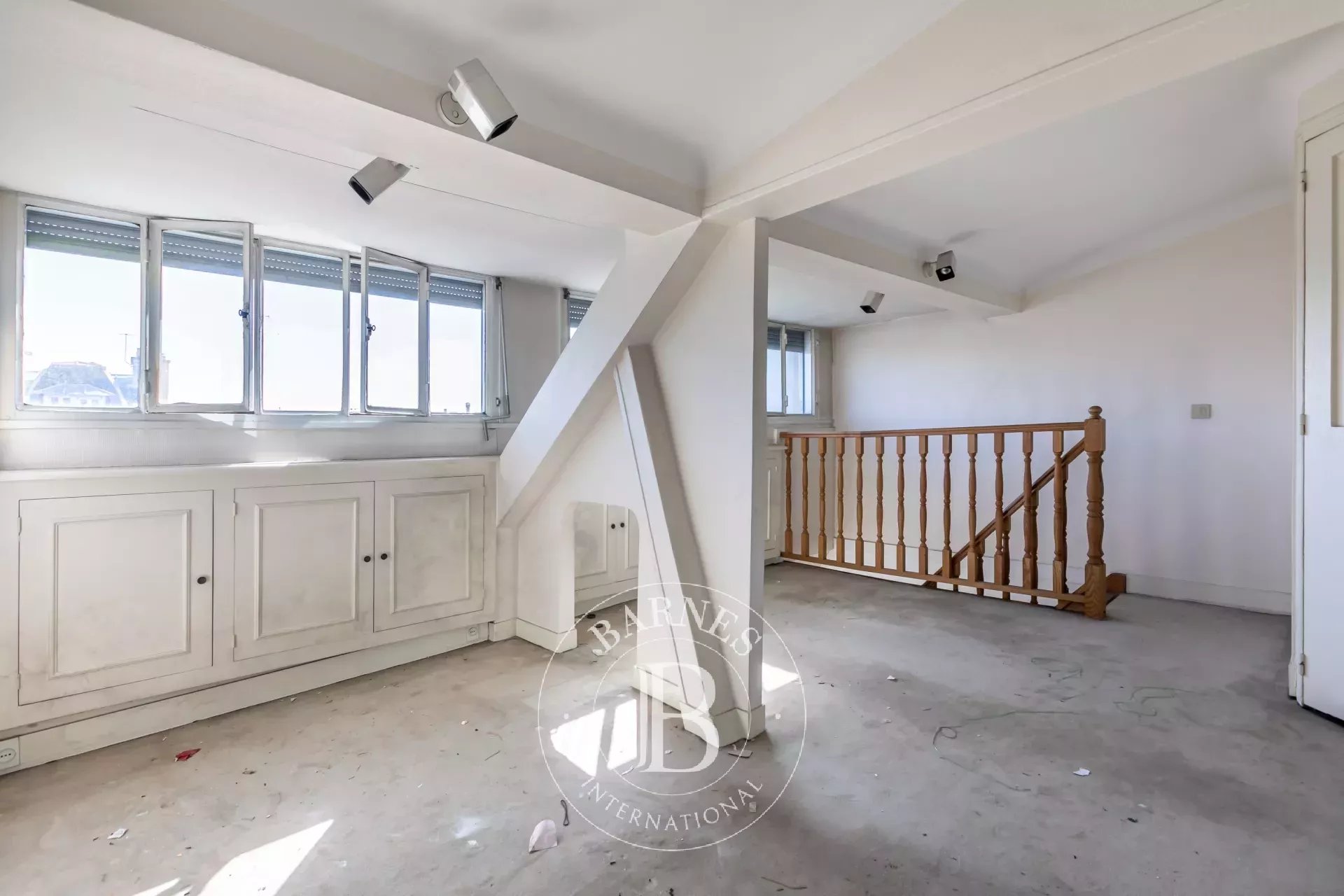 Daire Paris 8ème - picture 12