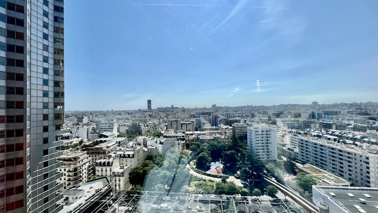 Agence immobilière de Un Appartement À Paris