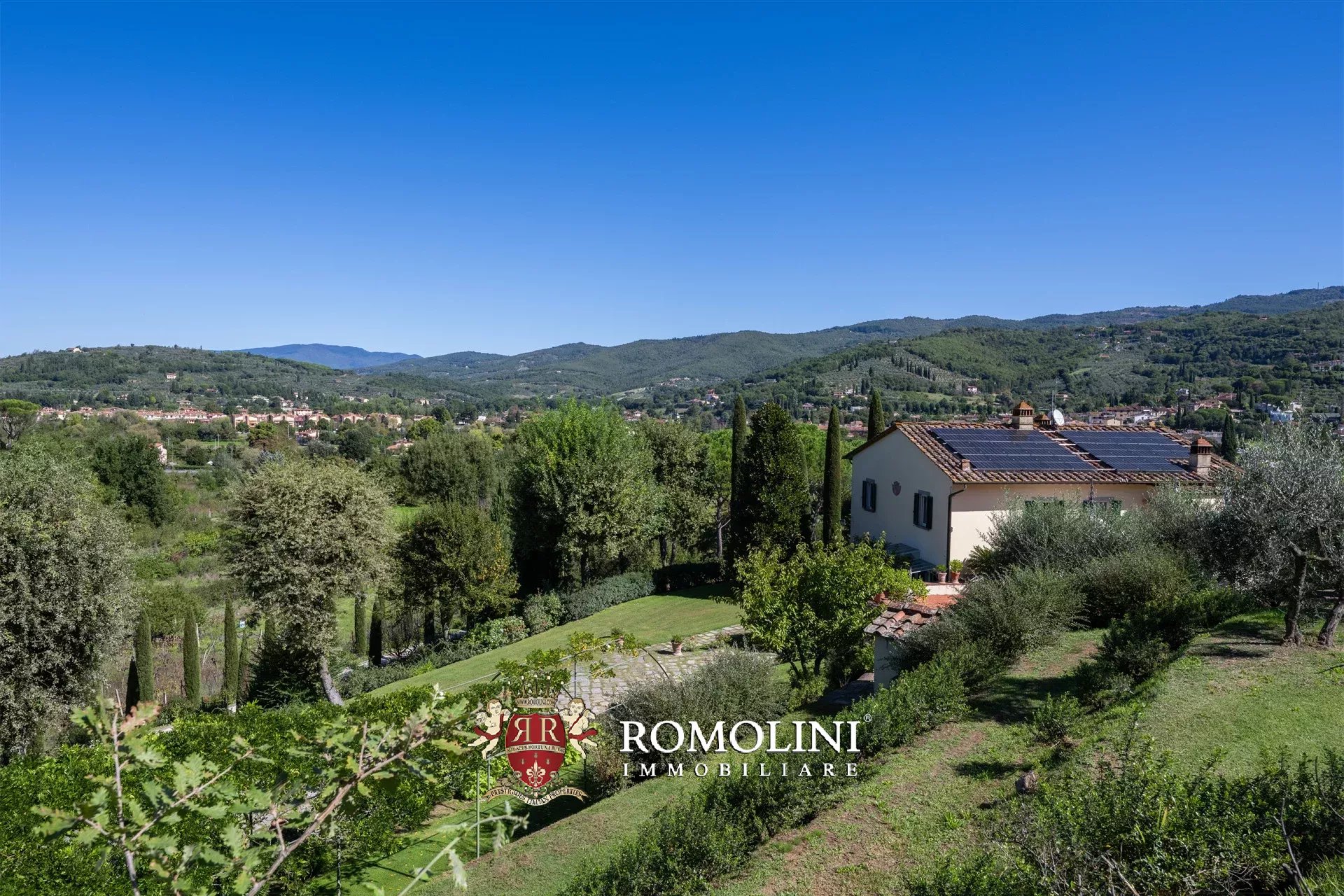 4 Bedroom Villa/Townhouse's Image 25
