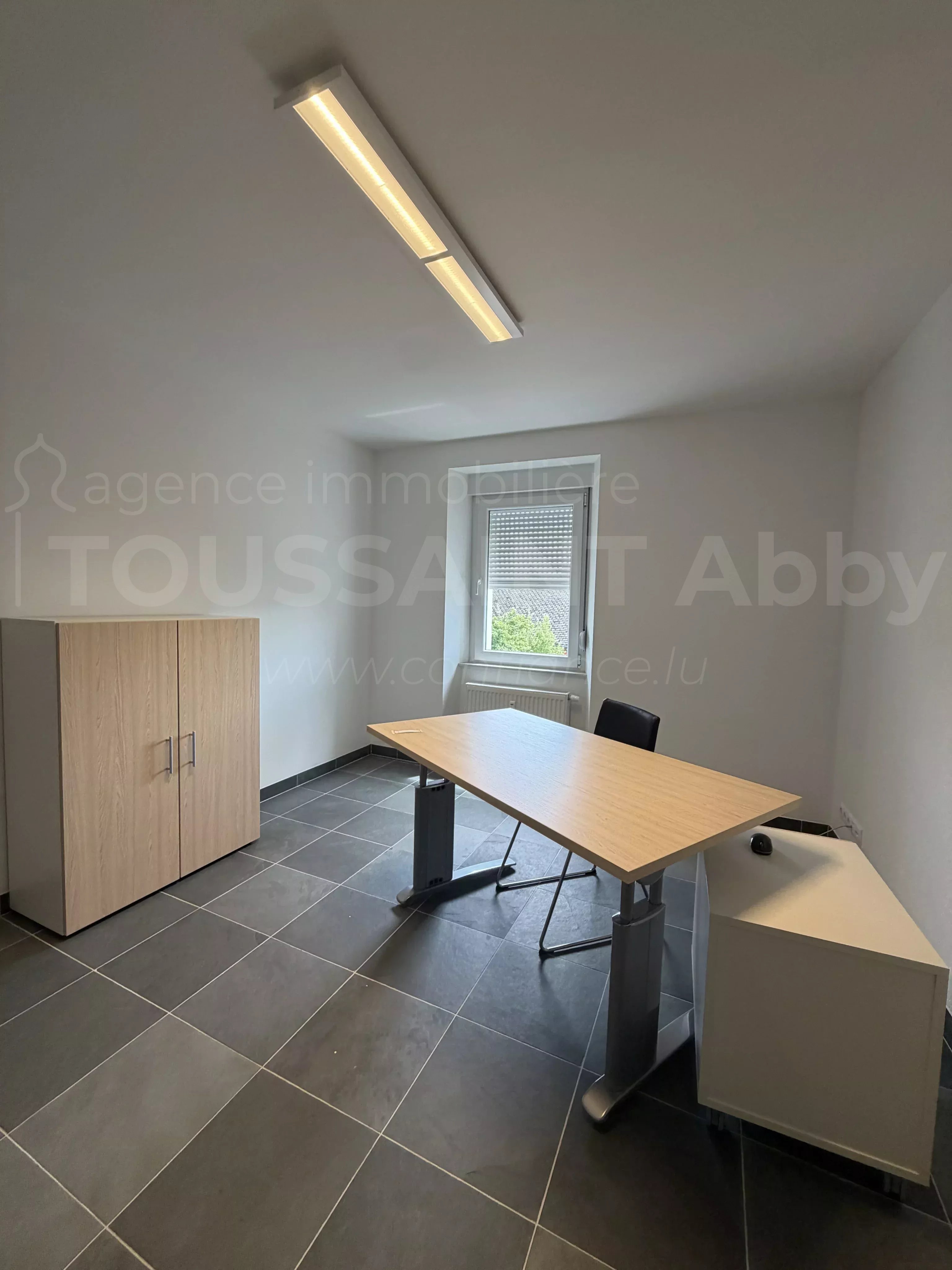 Location Bureau Perlé