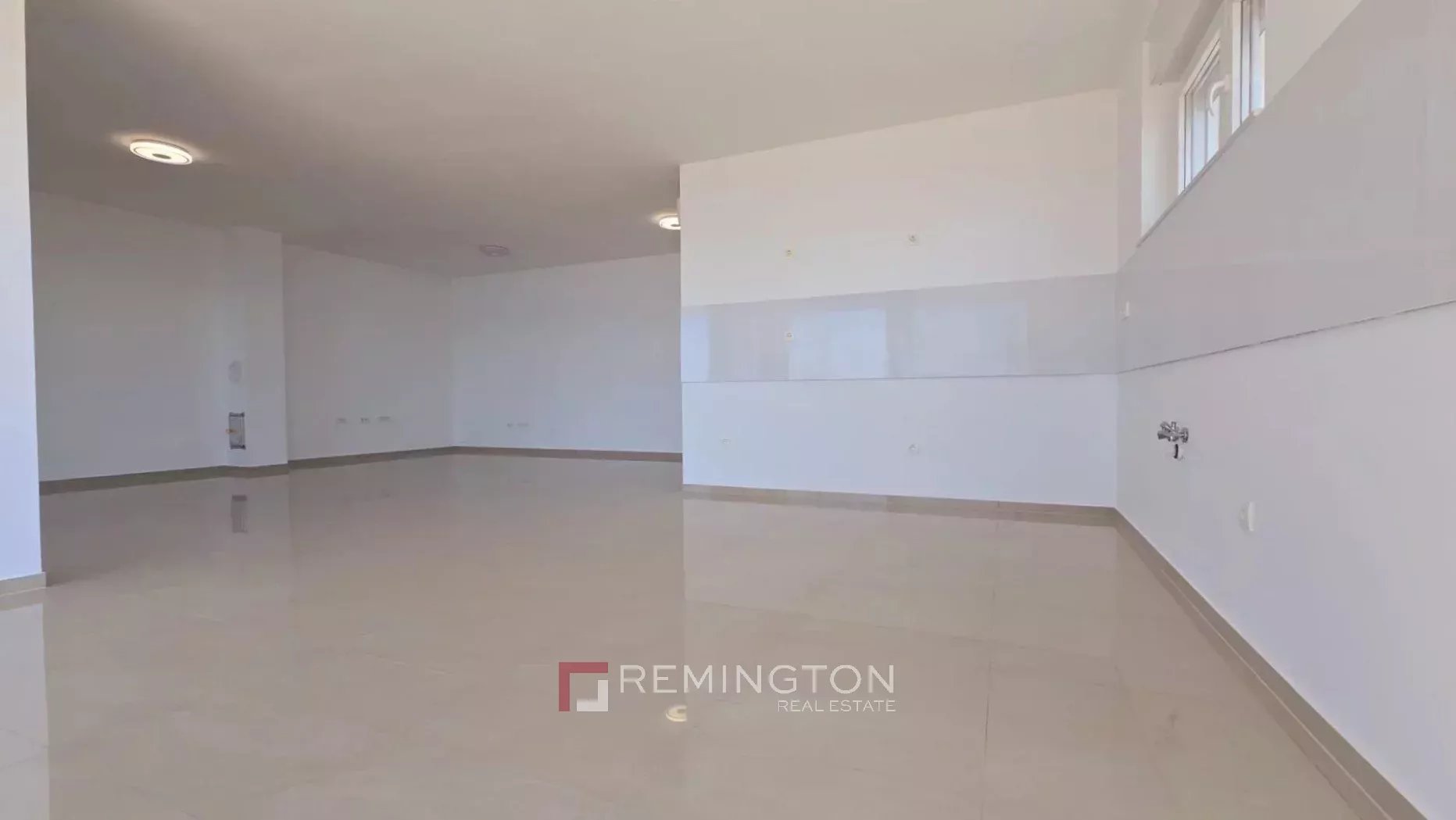 3 Bedroom Apartment/Flat's Image 3