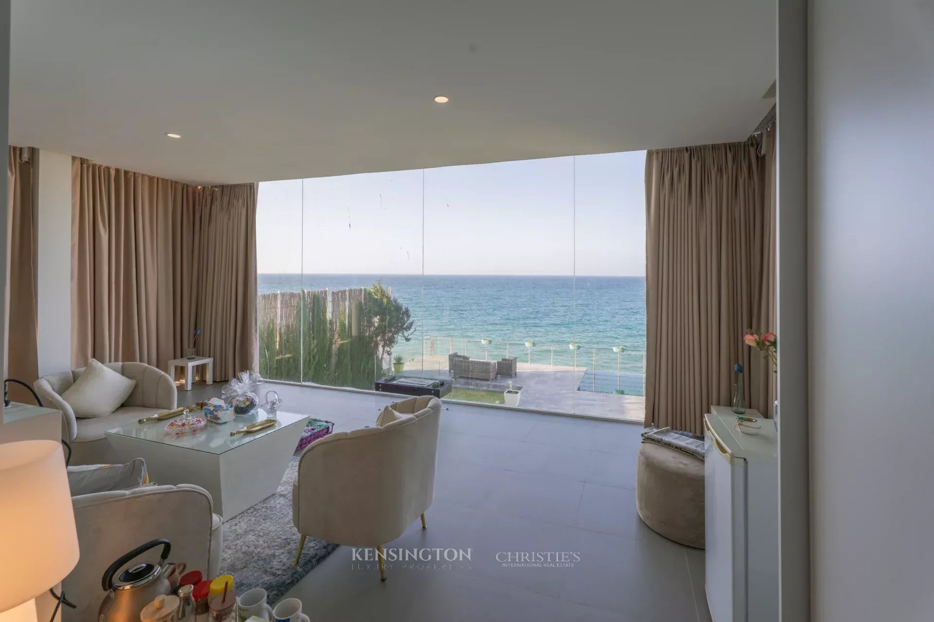6 Bedroom Villa/Townhouse's Image 5