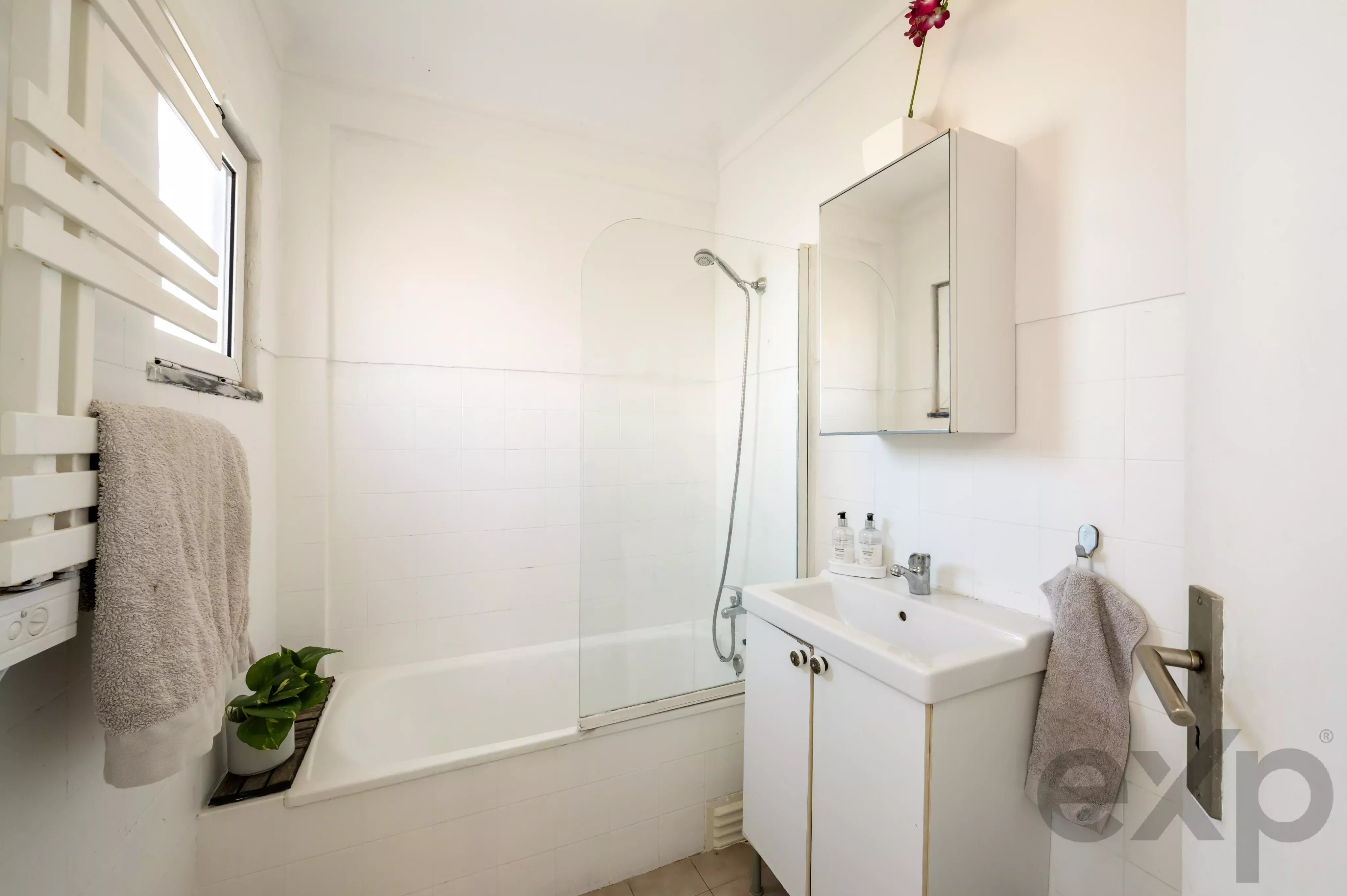 Charming 1-Bedroom Furnished Apartment in Lisboa 86902045 image 5