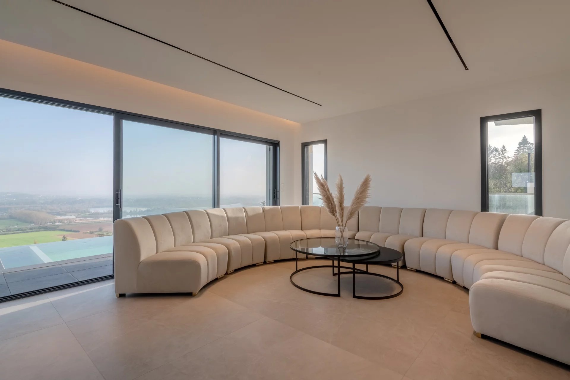 Haus Limas - picture 1