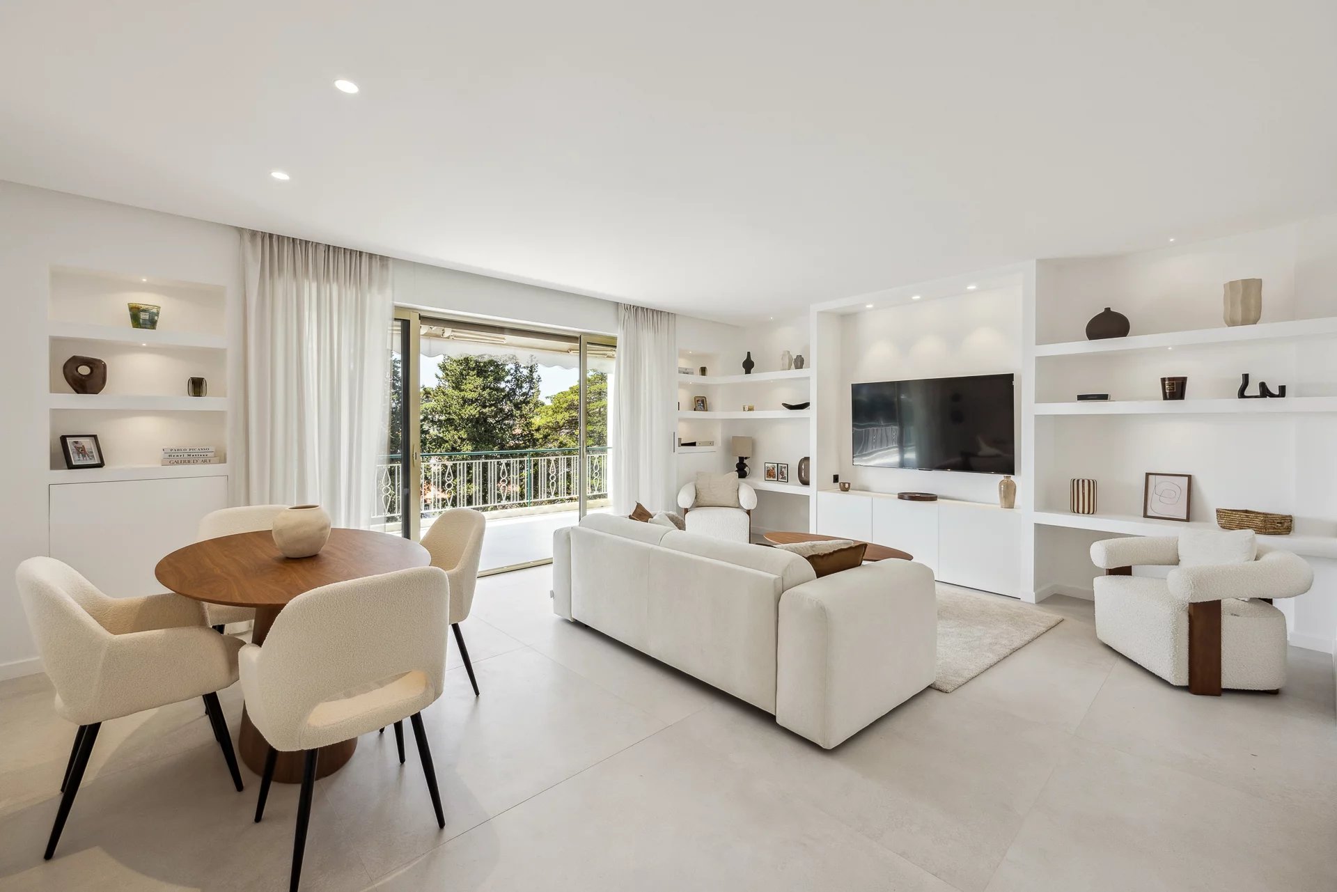 Sale Apartment Le Cannet Europe
