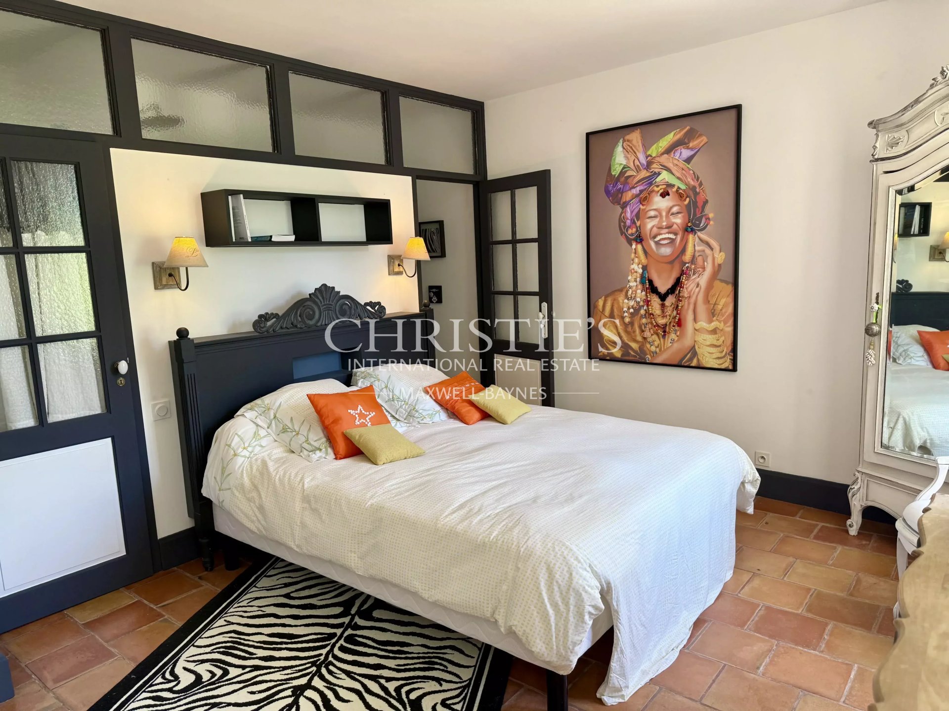 7 Bedroom Villa/Townhouse's Image 6