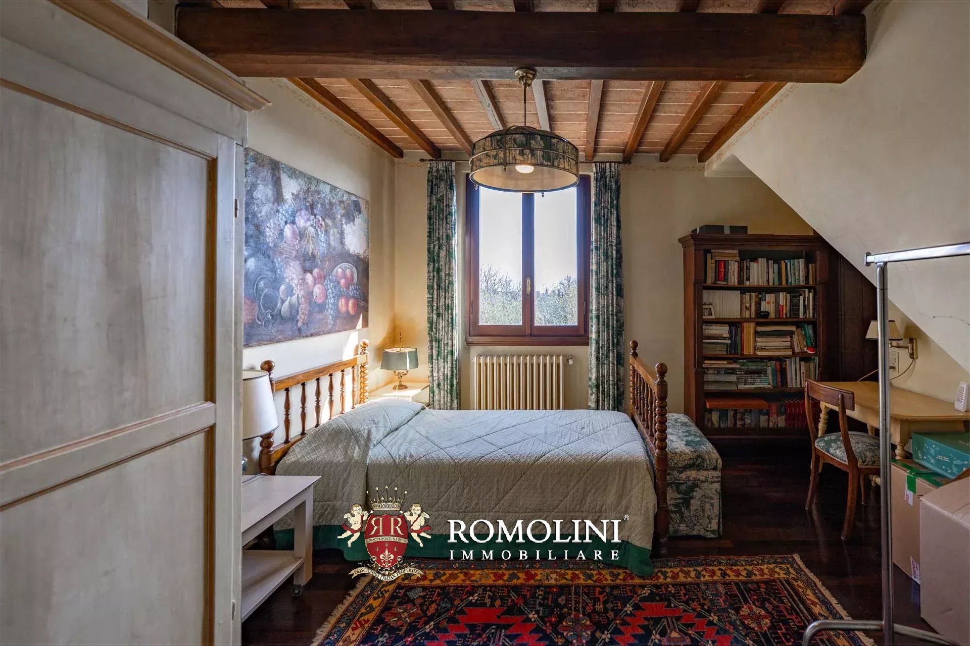10 Bedroom Villa/Townhouse's Image 86