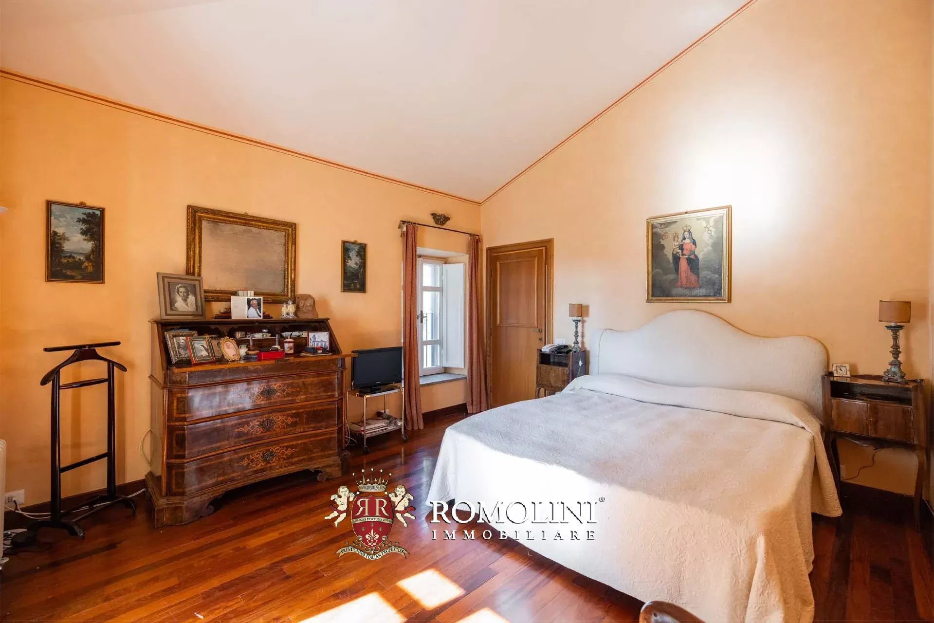 30 Bedroom Villa/Townhouse's Image 54