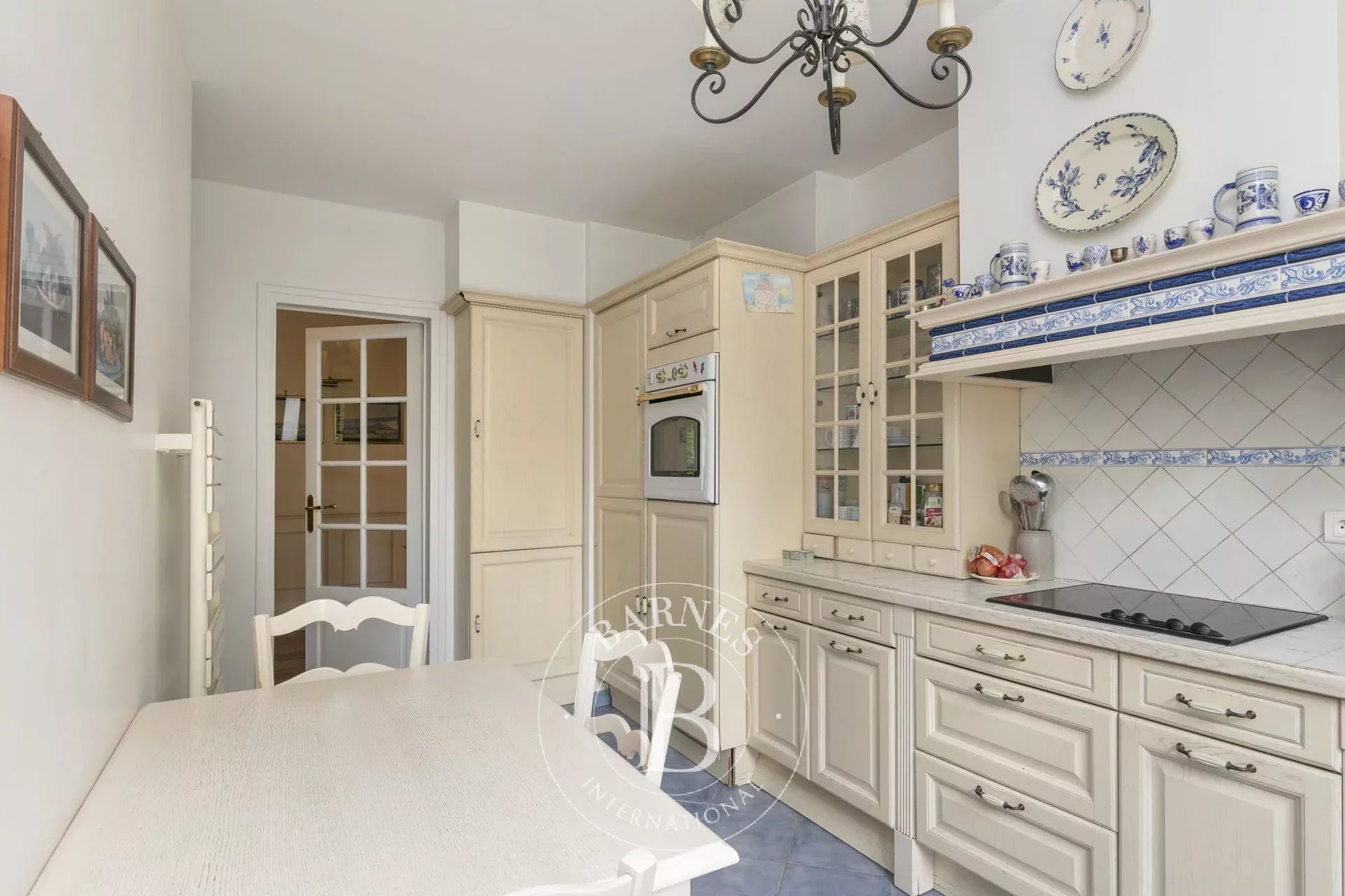 Квартира Neuilly-sur-Seine - picture 13