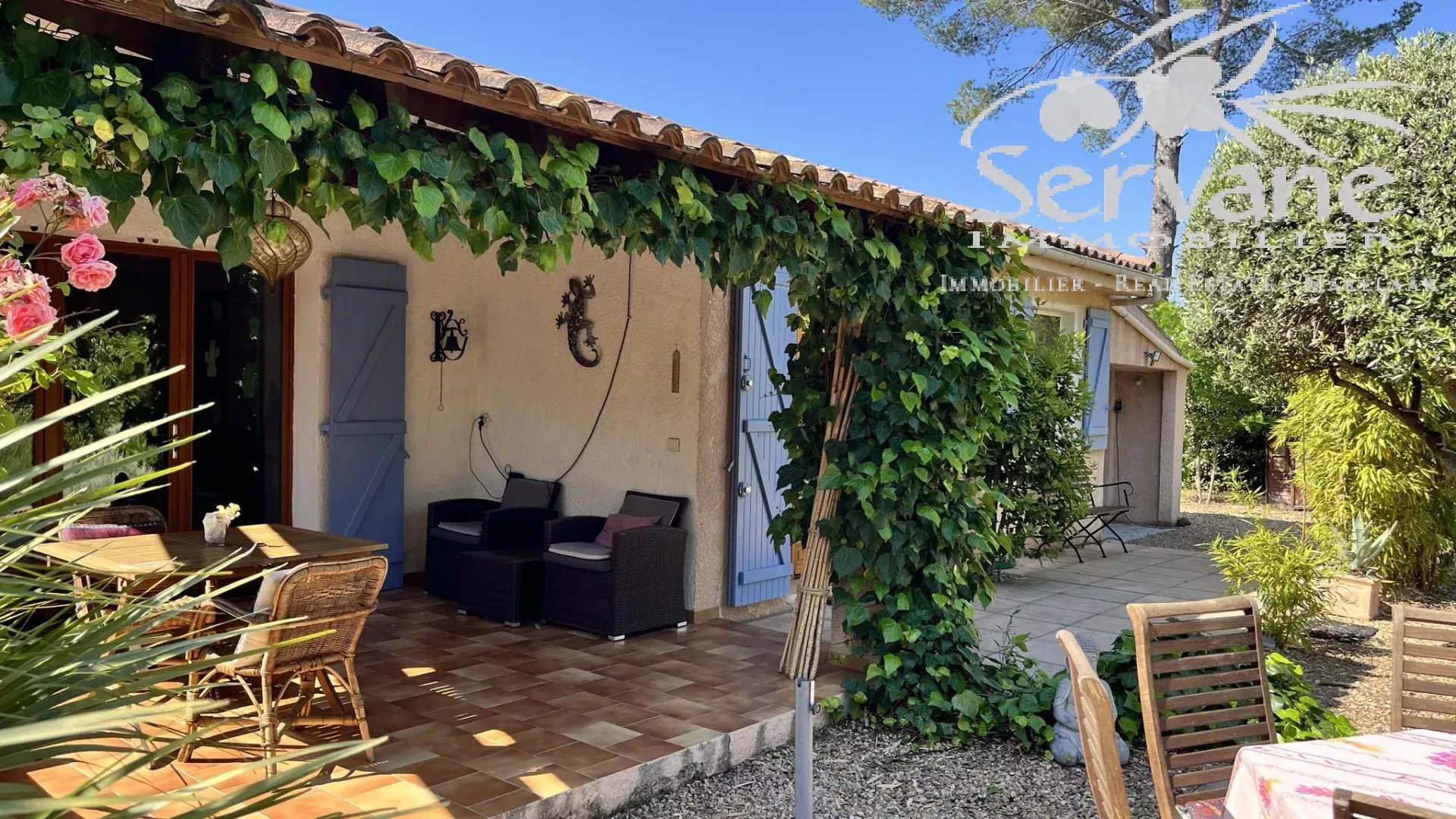 NICE VILLA 2 BEDROOMS WITH POOL  5 ROOMS