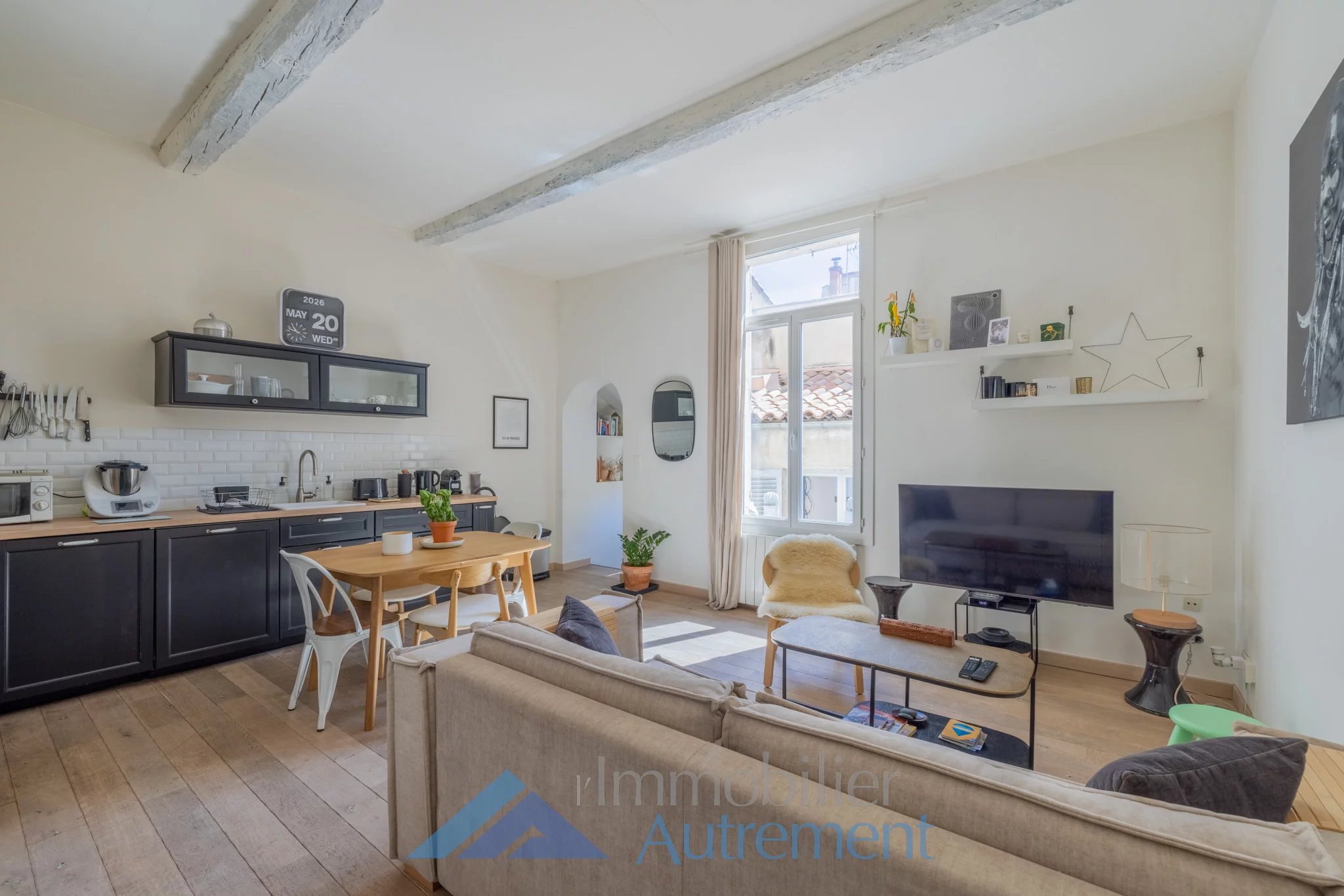 City center historic apartment