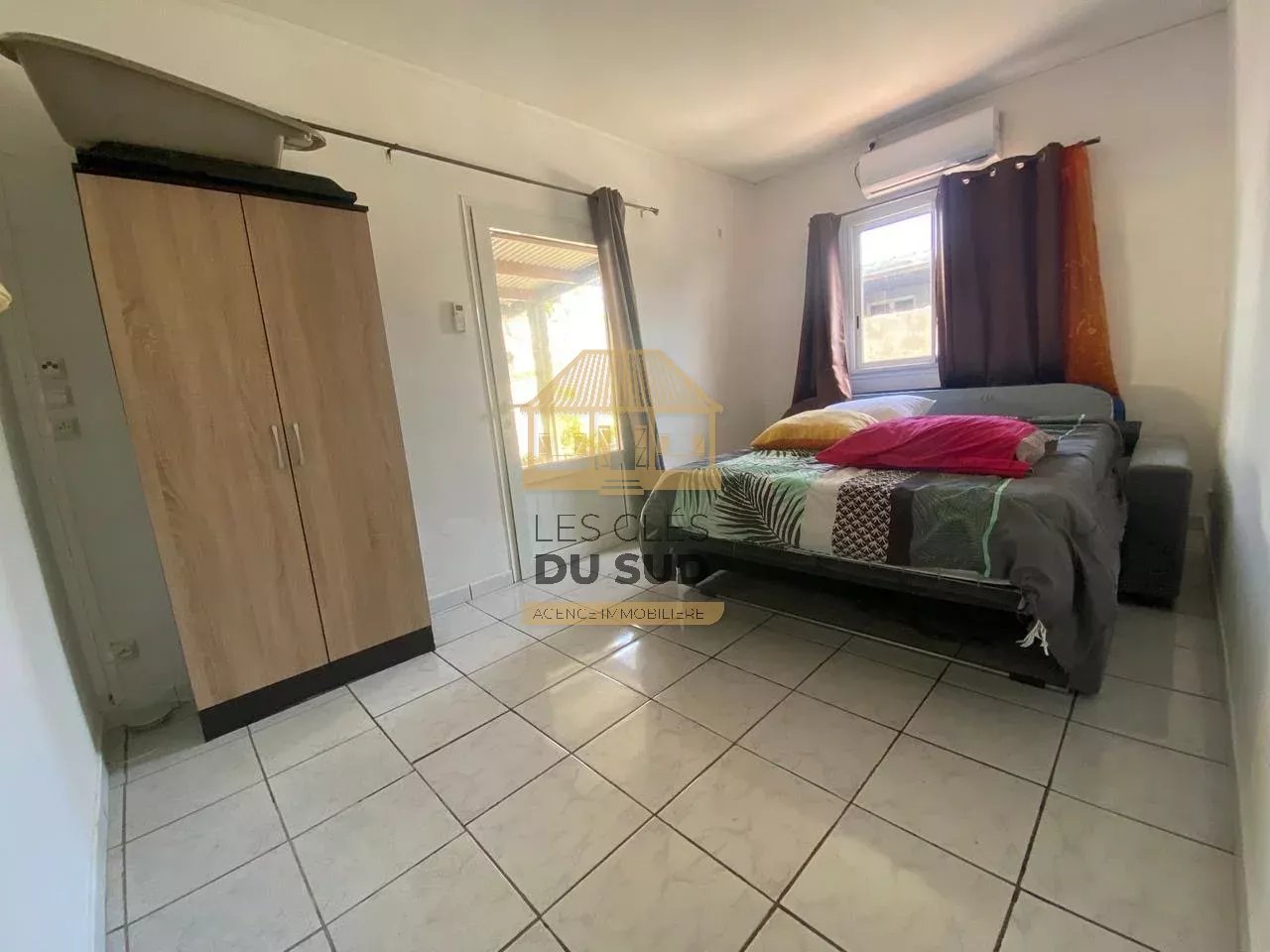 SAINT-JOSEPH – MAISON F5/6 PLAIN-PIED – PROCHE DU CENTRE ET DE LA MER