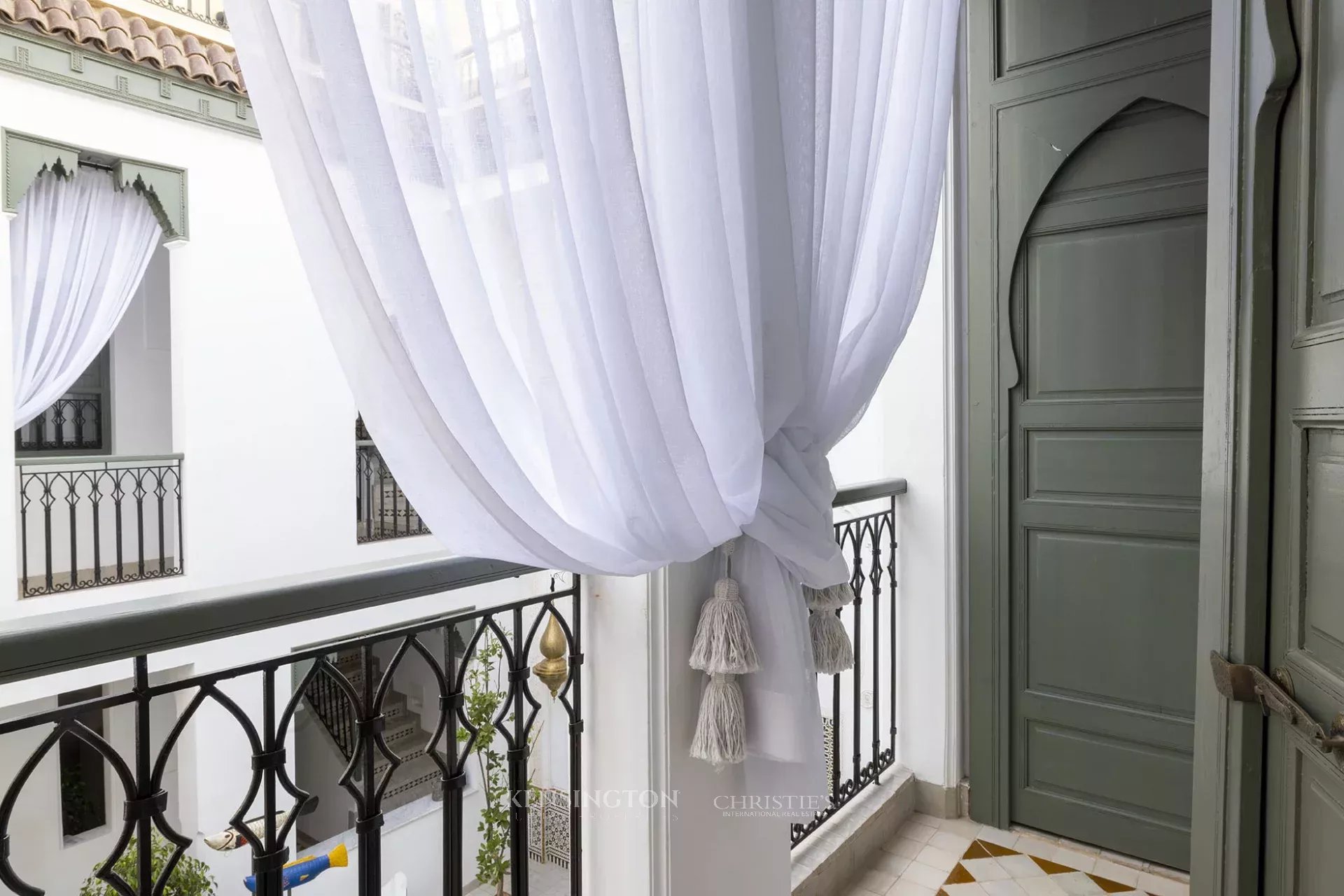 7 Bedroom Villa/Townhouse's Image 9