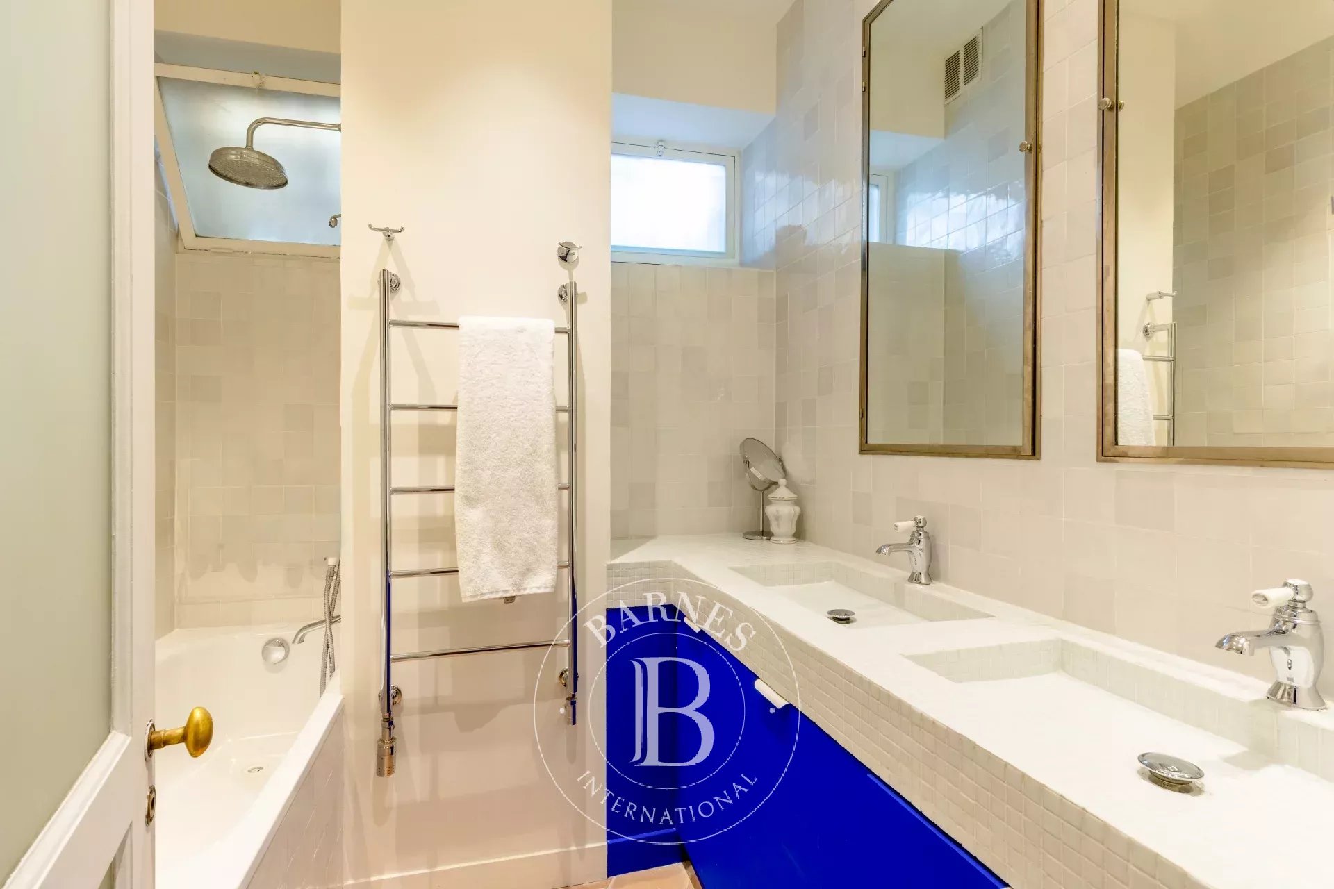 Daire Paris 10ème - picture 11