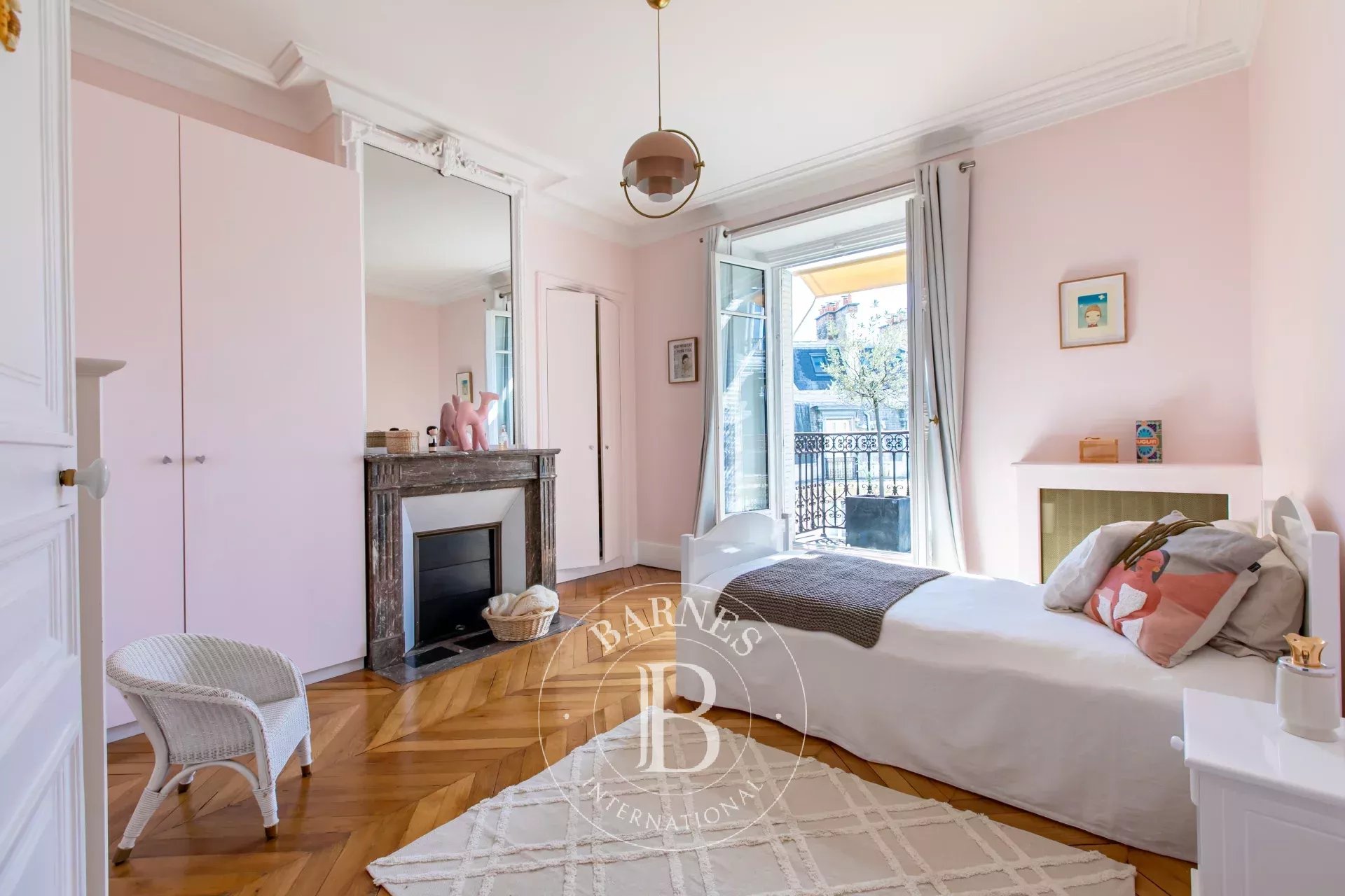 Daire Paris 8ème - picture 9