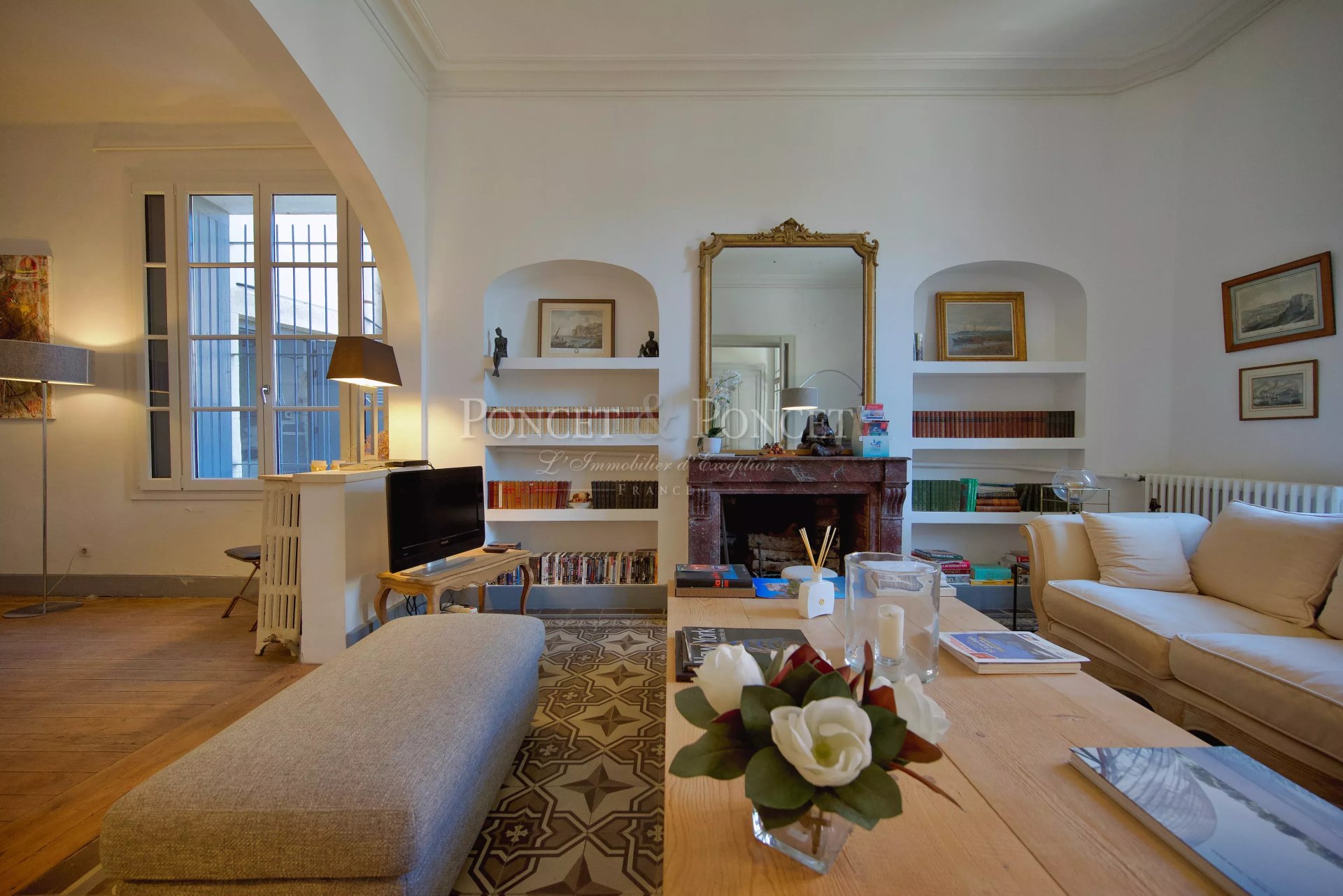 7 Bedroom Villa/Townhouse's Image 10