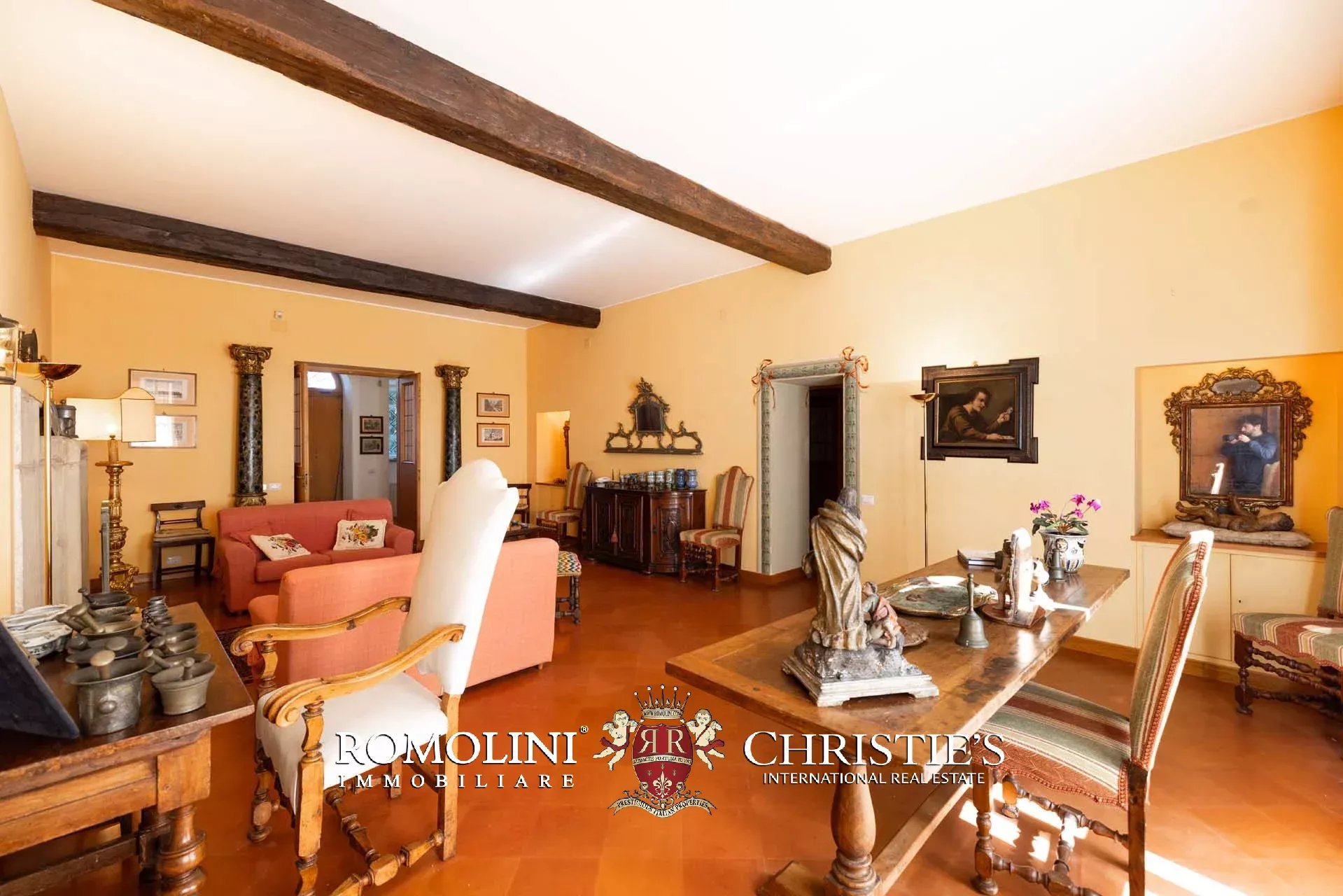 30 Bedroom Villa/Townhouse's Image 39