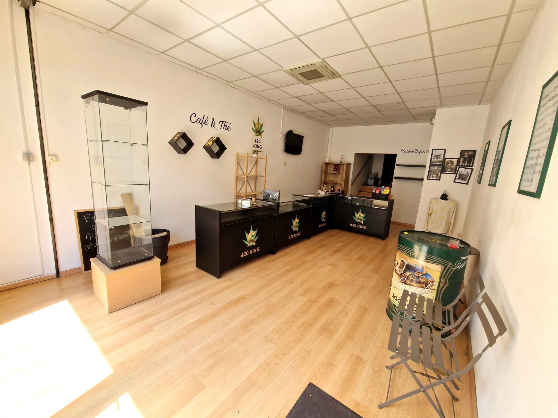 VENCE/LOCAL COMMERCIAL