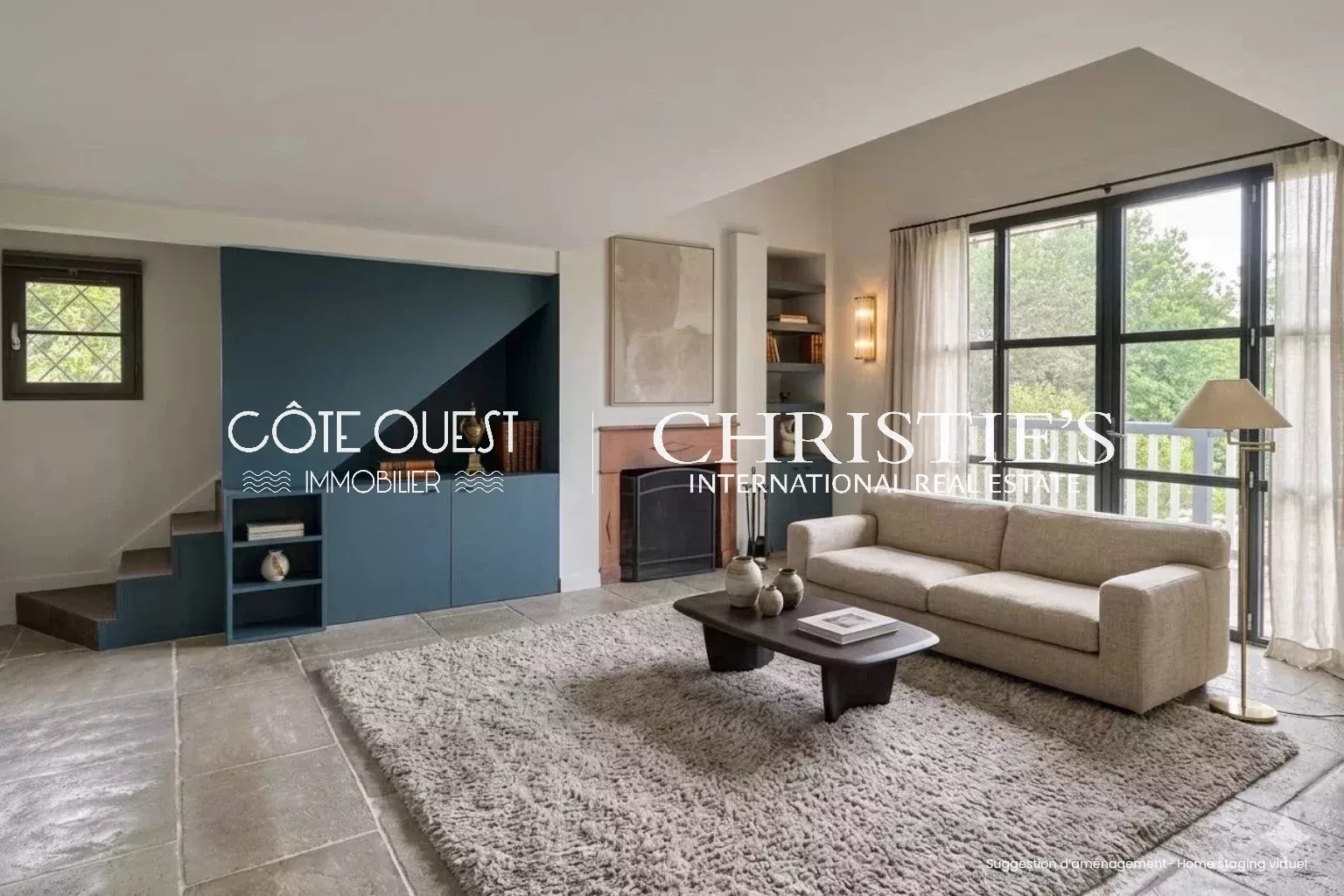6 Bedroom Villa/Townhouse's Image 3