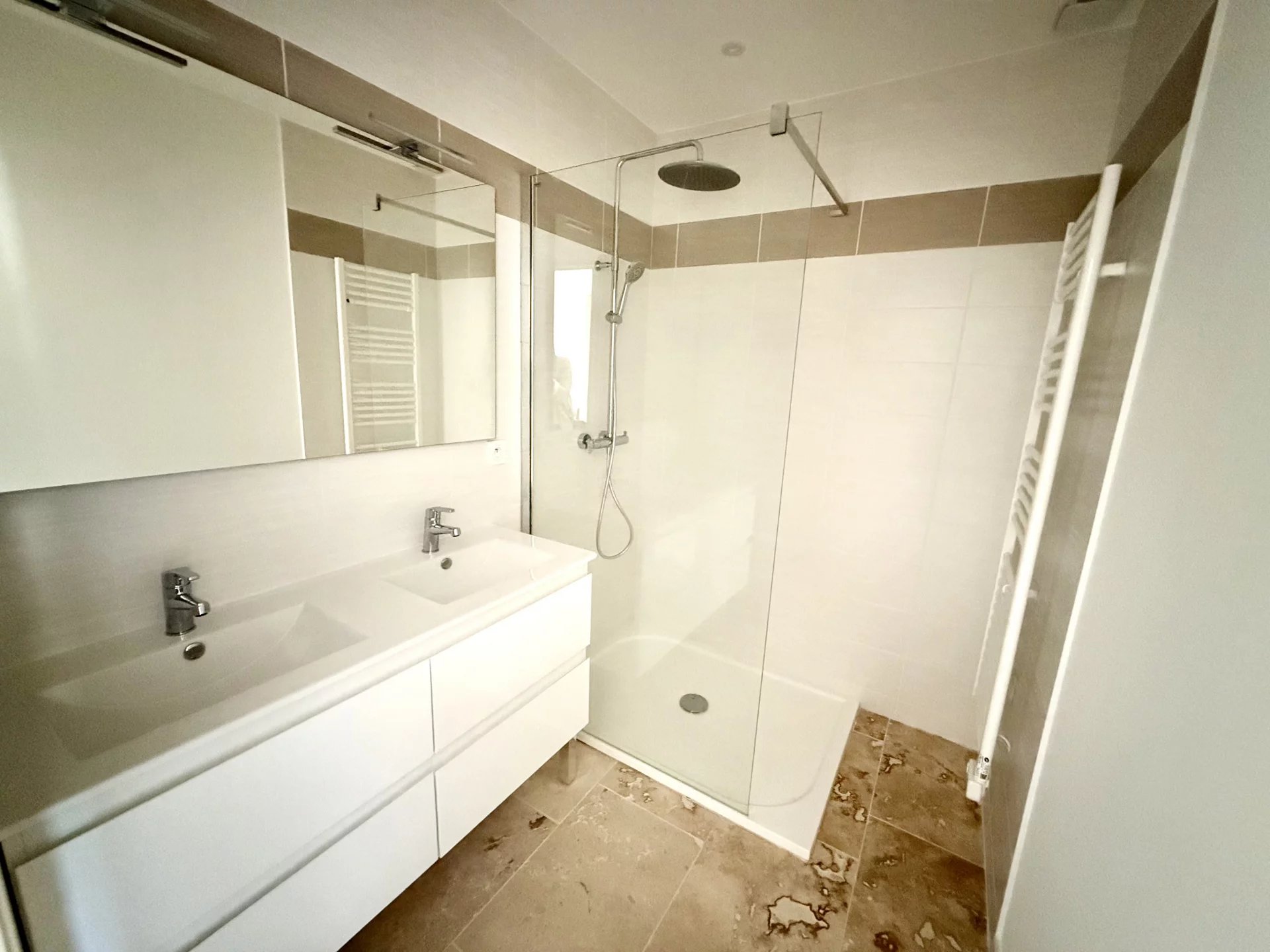 Vente Appartement Jonquières-Saint-Vincent