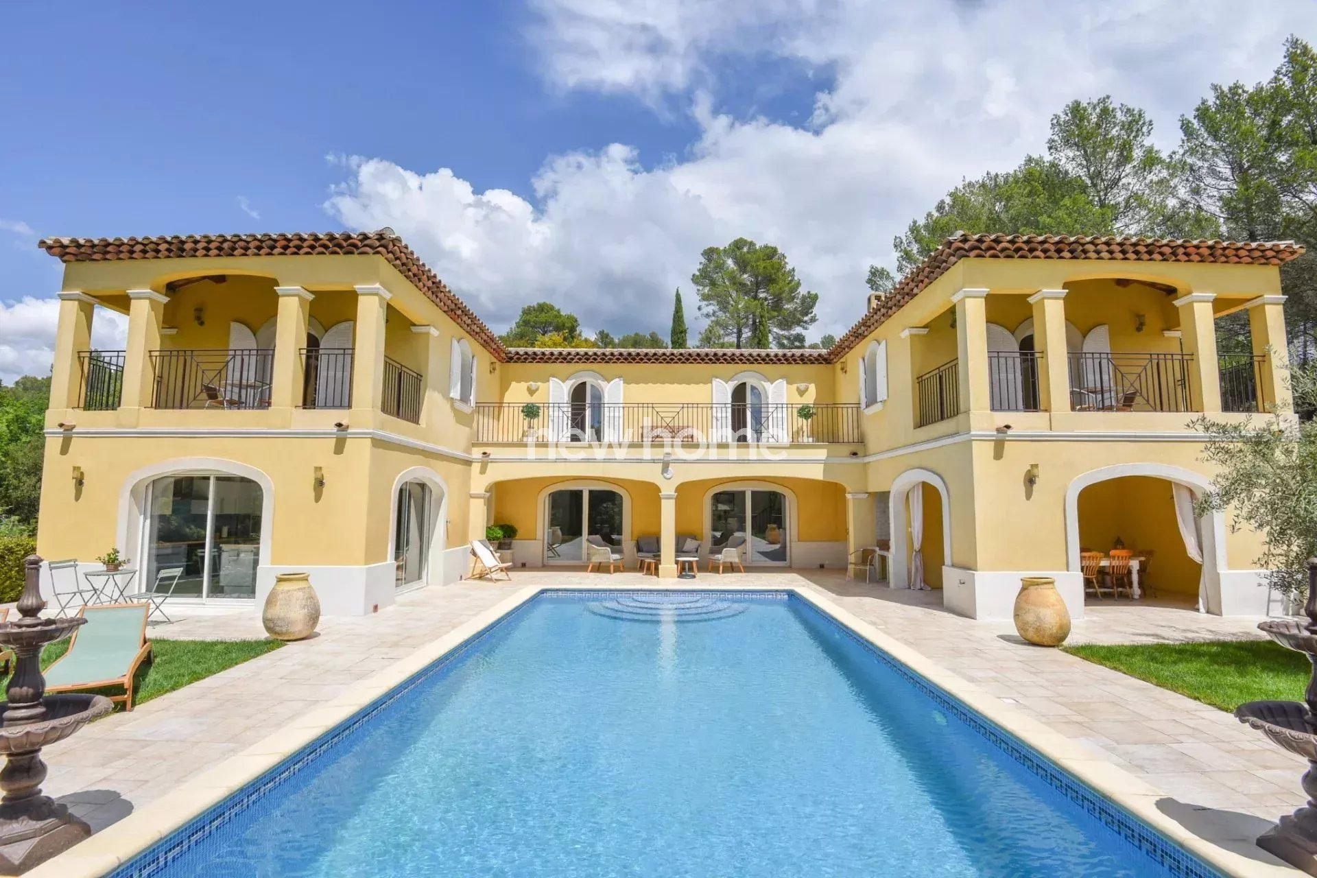 Superbe Villa d'Architecte en U, Quartier Calme, Piscine Chauffée  Proche Lorgues