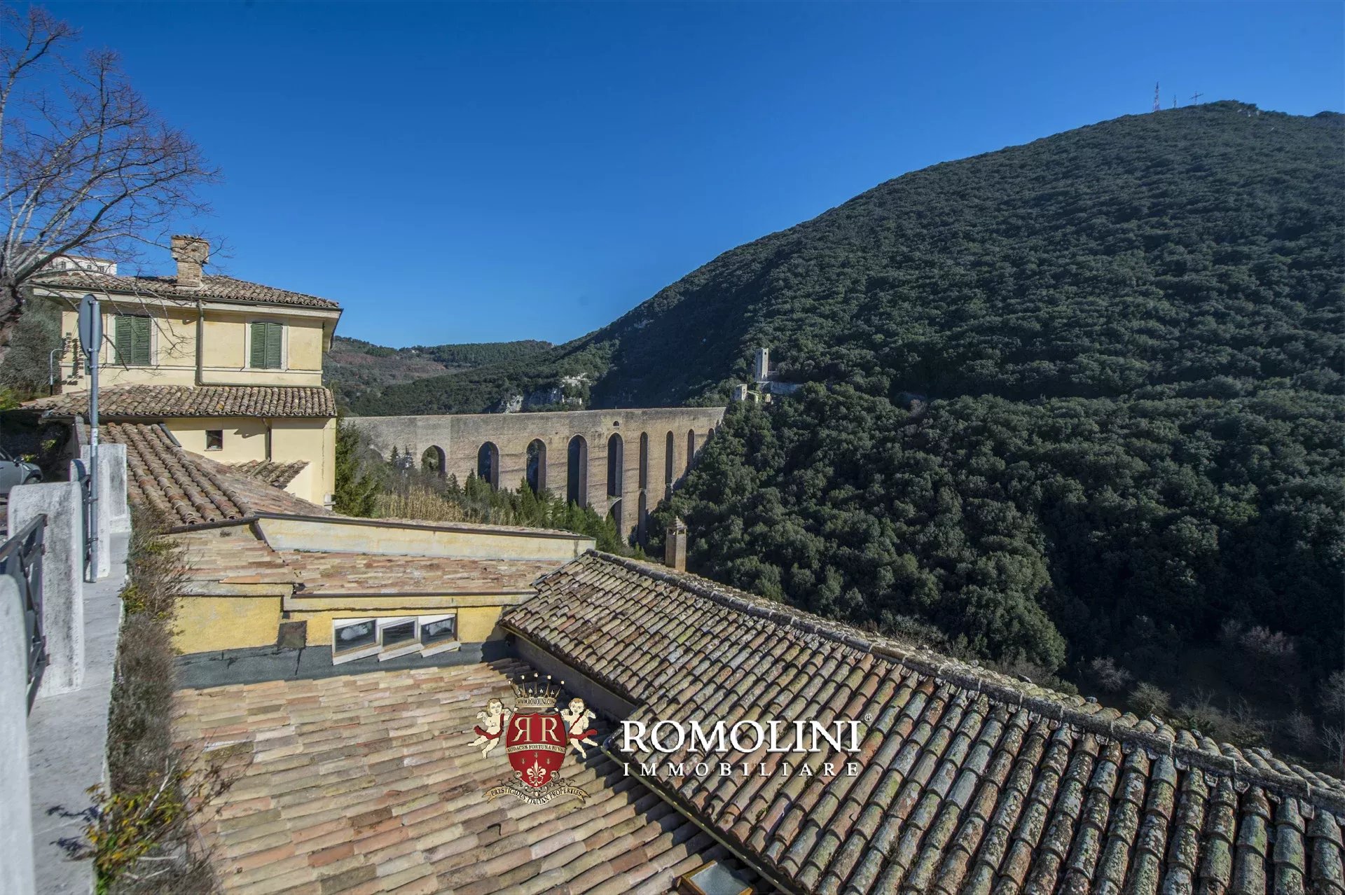 15 Bedroom Villa/Townhouse's Image 26
