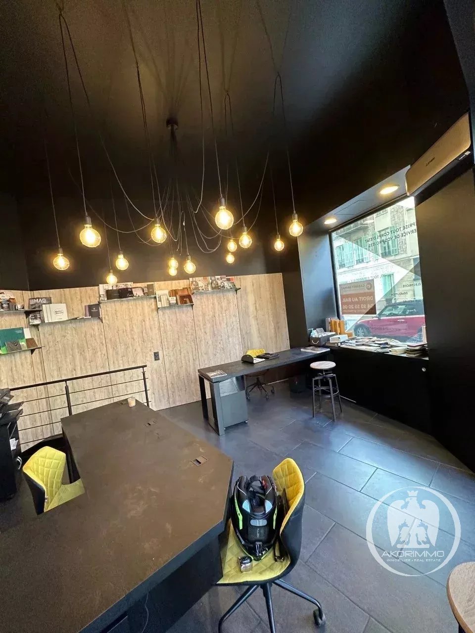 Commercial/Office  - Commercial  - 2 rooms  - 35.0 m2 -