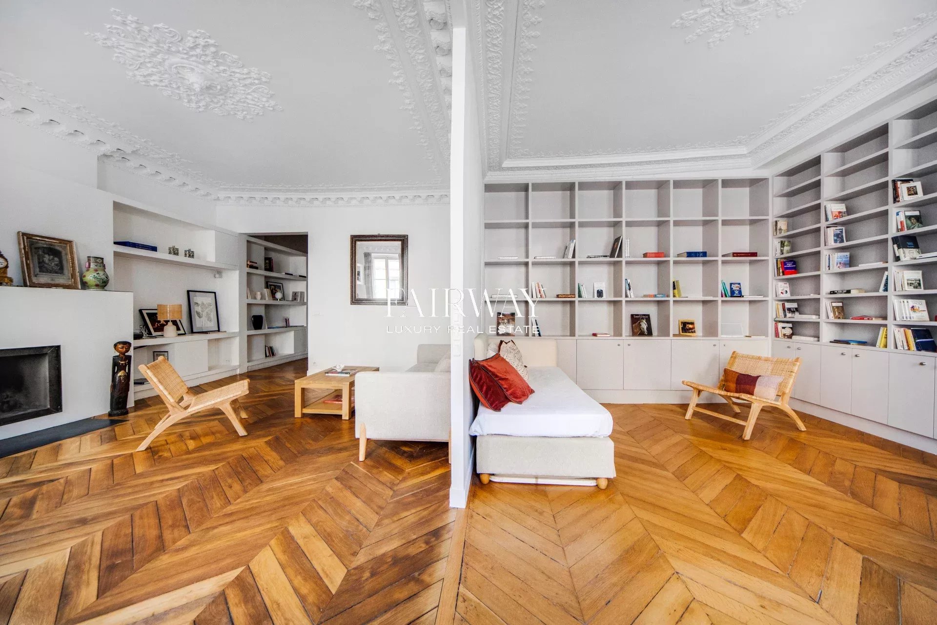 Appartement de 157 m² en étage élevé, profession libérale autorisée