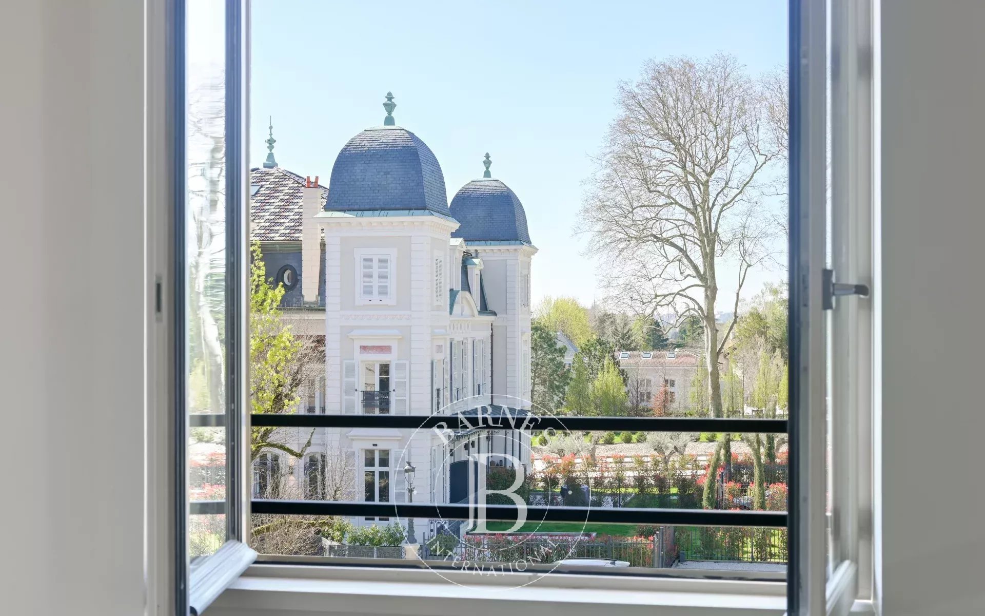 Daire Saint-Cyr-au-Mont-d'Or