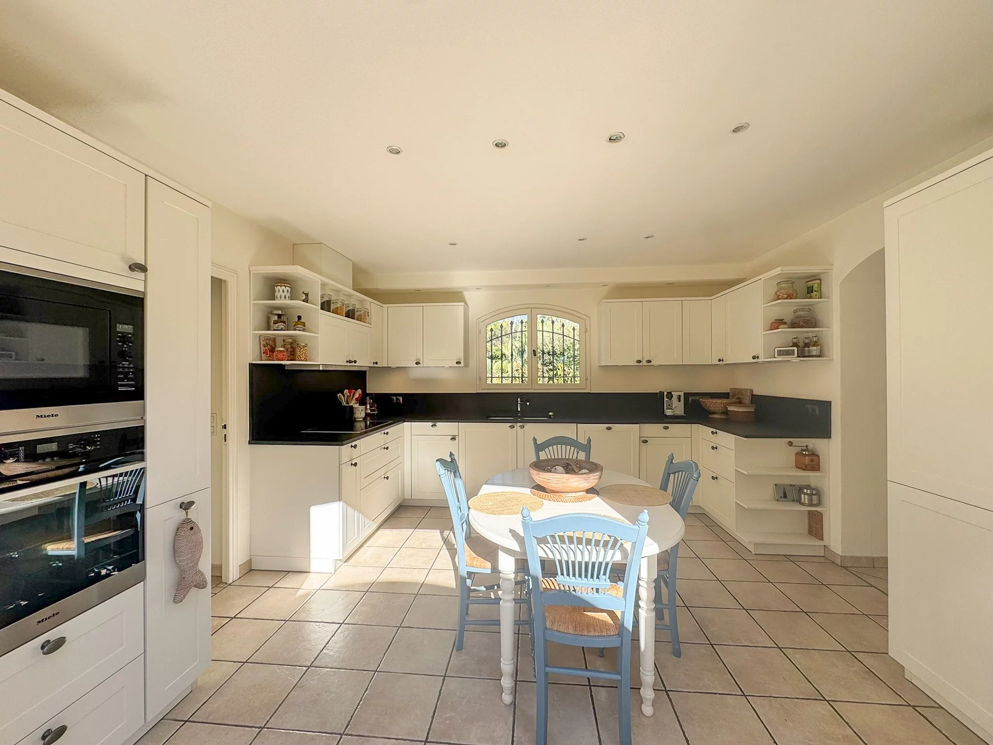 Villa d'Exception et Élégance au pied de l'Estérel