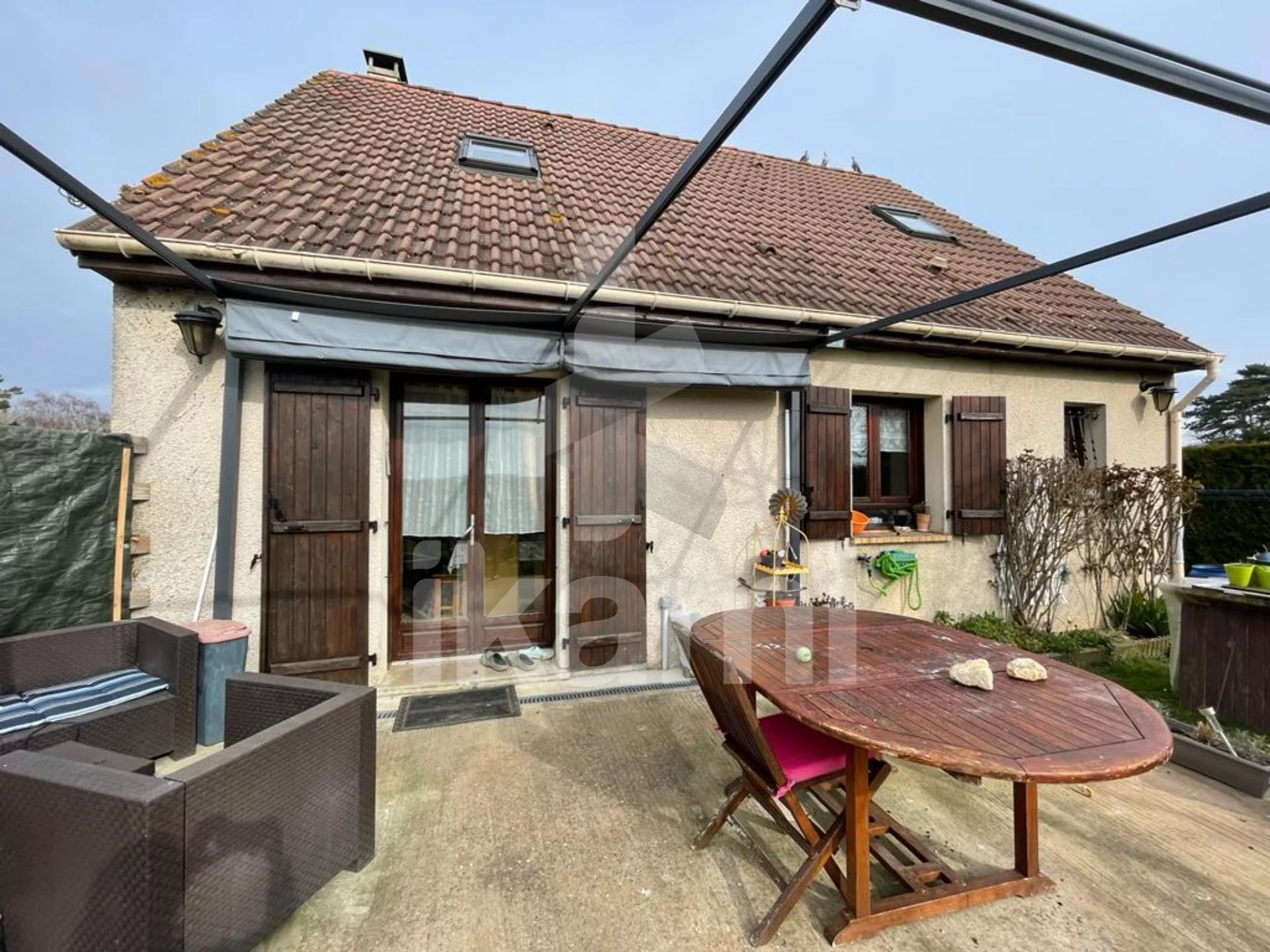 MAISON 5 pièces avec jardin et sous-sol - 5 min PUISEAUX